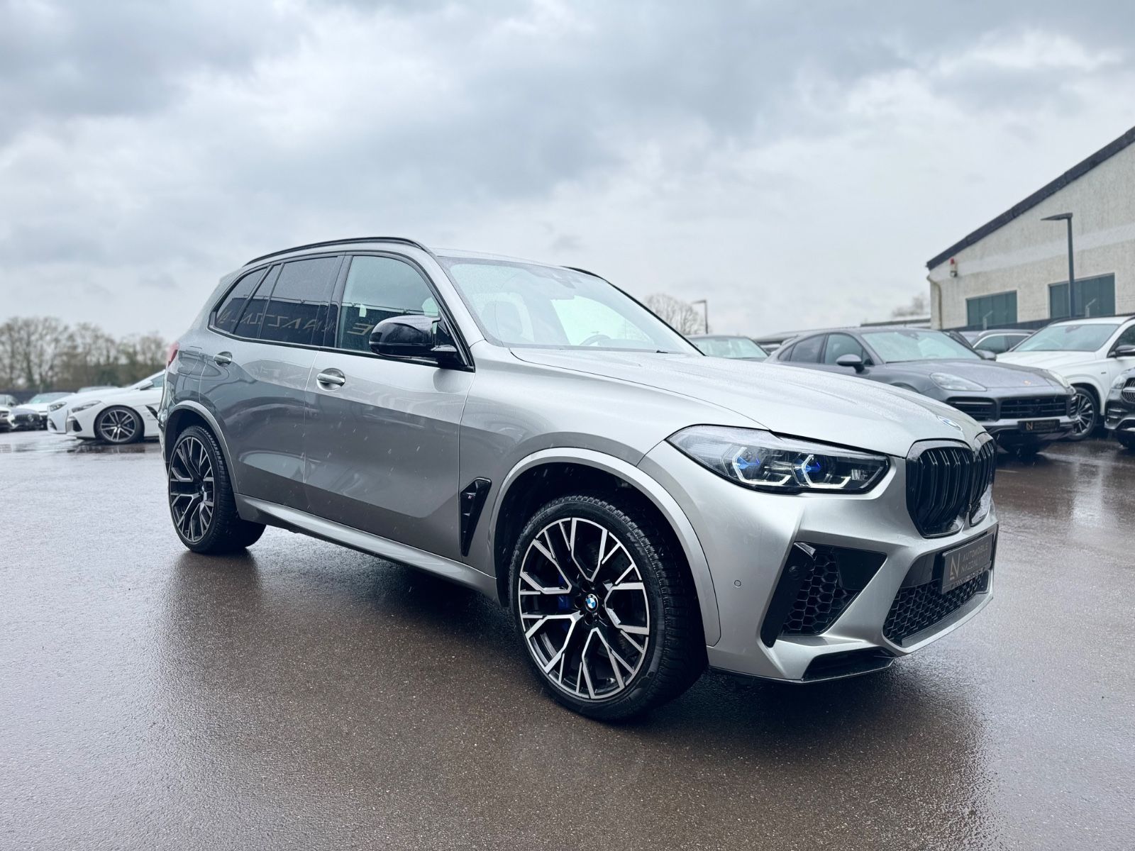 Fahrzeugabbildung BMW X5 M COMPETITION*M-DRIVERS*LASER*360GRAD*22.ZOLL