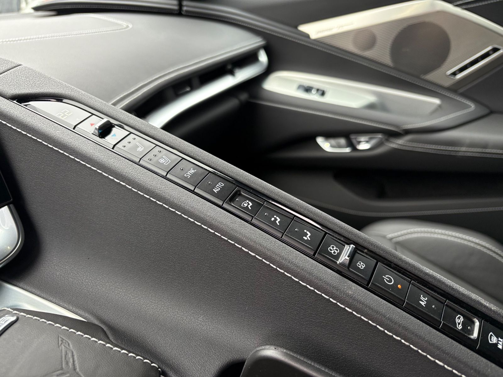 Fahrzeugabbildung Corvette C8 TARGA AUT. *EWG/COC*UNFALLFREI*21.Z*1.HAND*