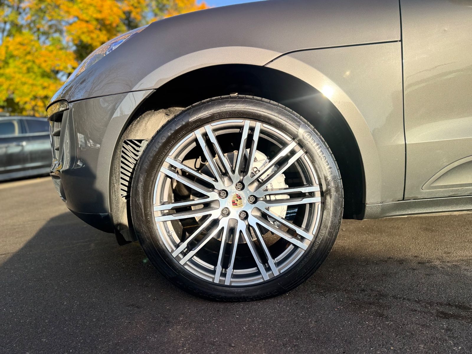 Fahrzeugabbildung Porsche MACAN S*AUT.*NAVI*PANORAMA*21.ZOLL*BI-XENON*