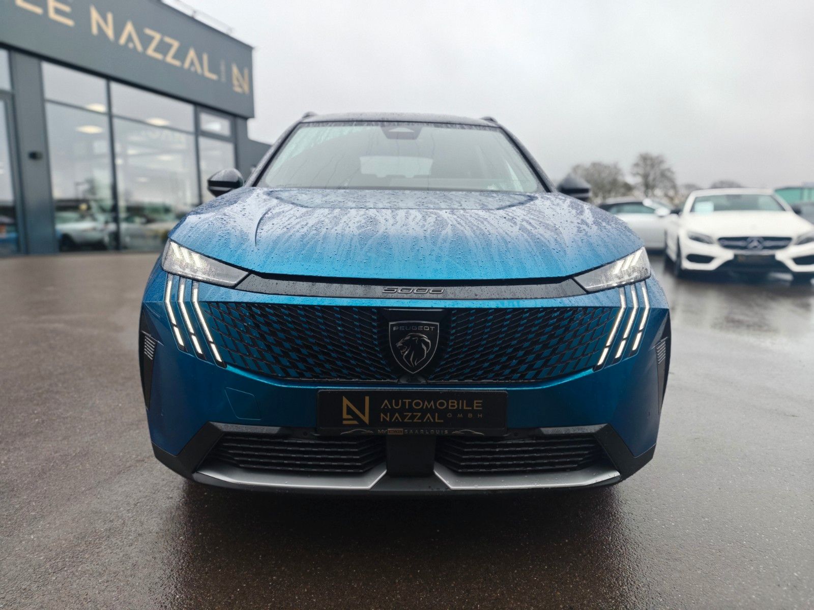 Fahrzeugabbildung Peugeot 5008 HYBRID 136 GT*AUT*7 SITZE*VOLL-LED*ASSIST*