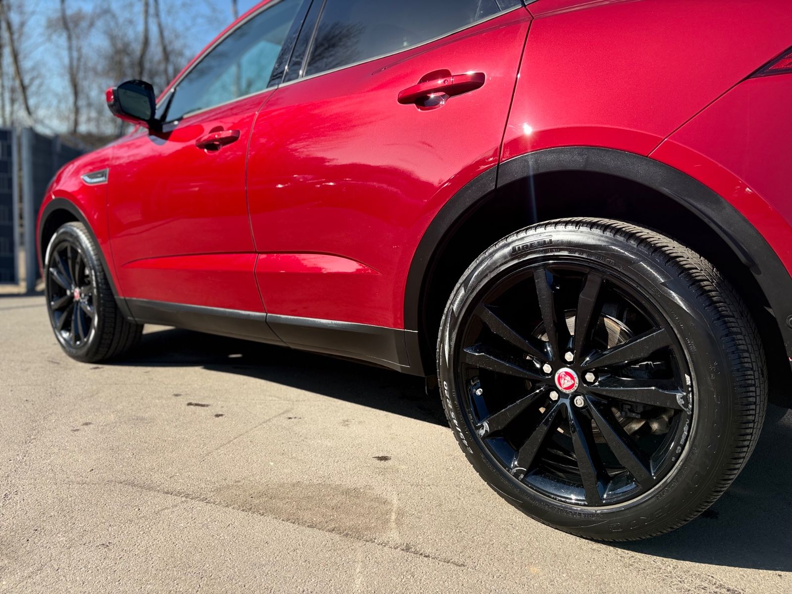 Fahrzeugabbildung Jaguar E-PACE HSE AWD*AUT*LEDER *LED*KAMERA*1.HD*TOP