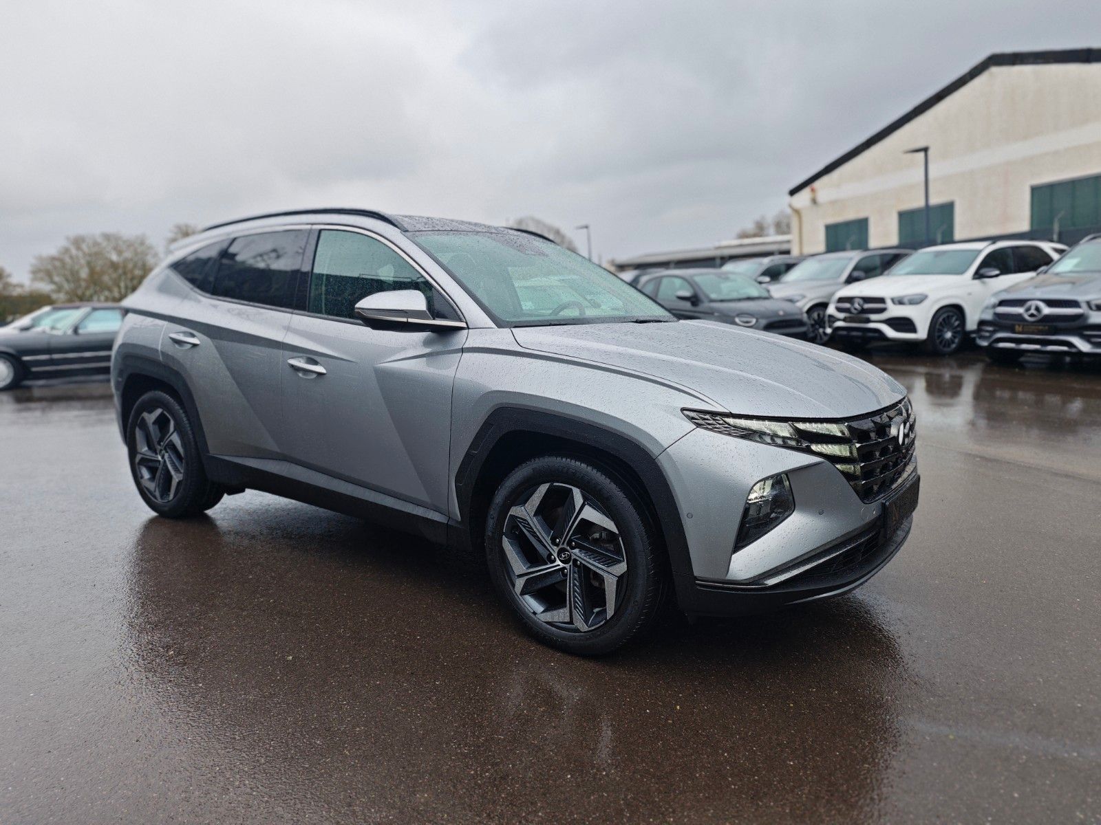 Fahrzeugabbildung Hyundai TUCSON PRIME HYBRID*AUT*LEDER*LED*4X SHZ*1.HD*