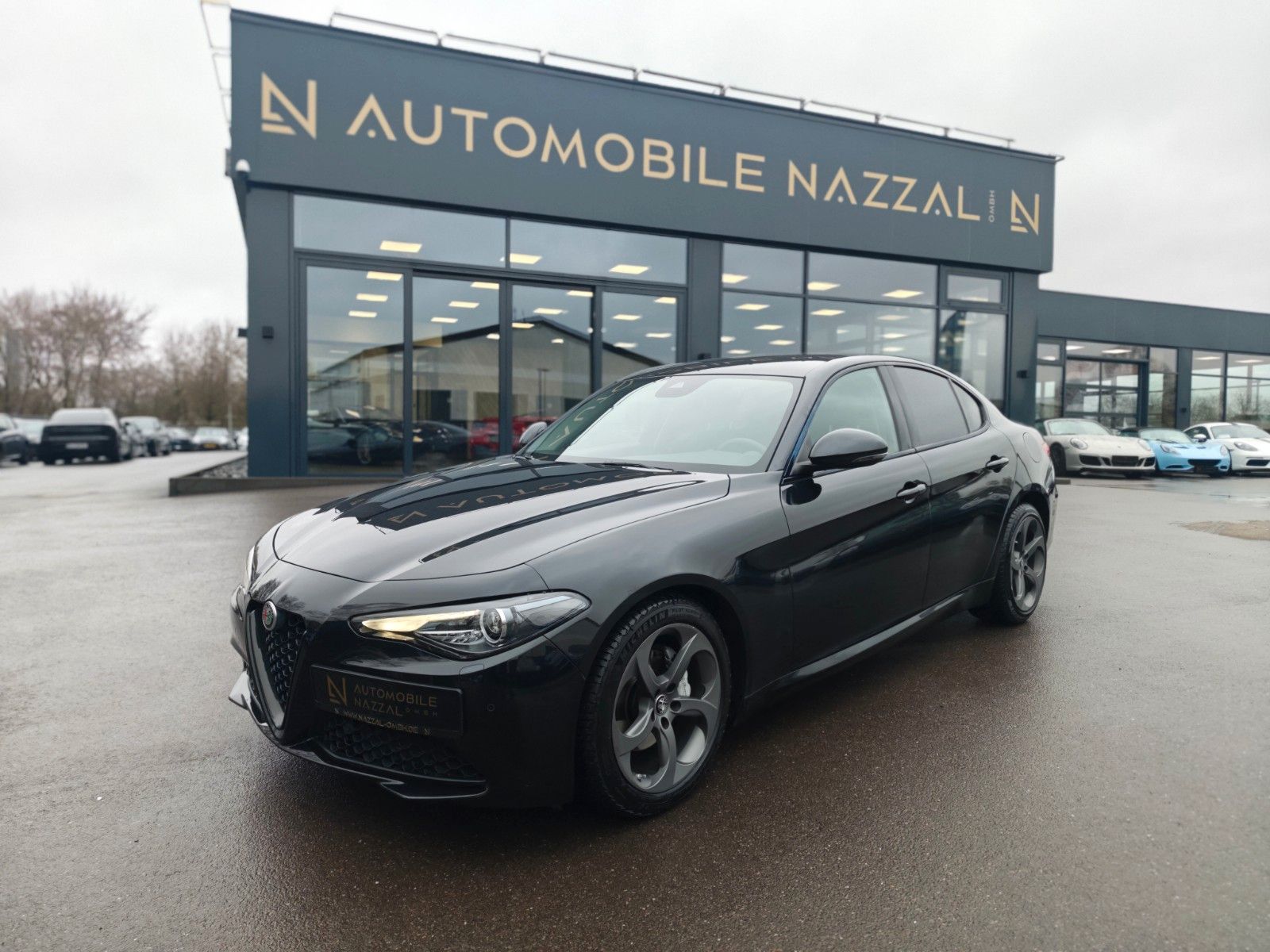 Alfa Romeo GIULIA BLACK-TECH*AUT*2.HD*ALCANTARA*NAVI*PDC*