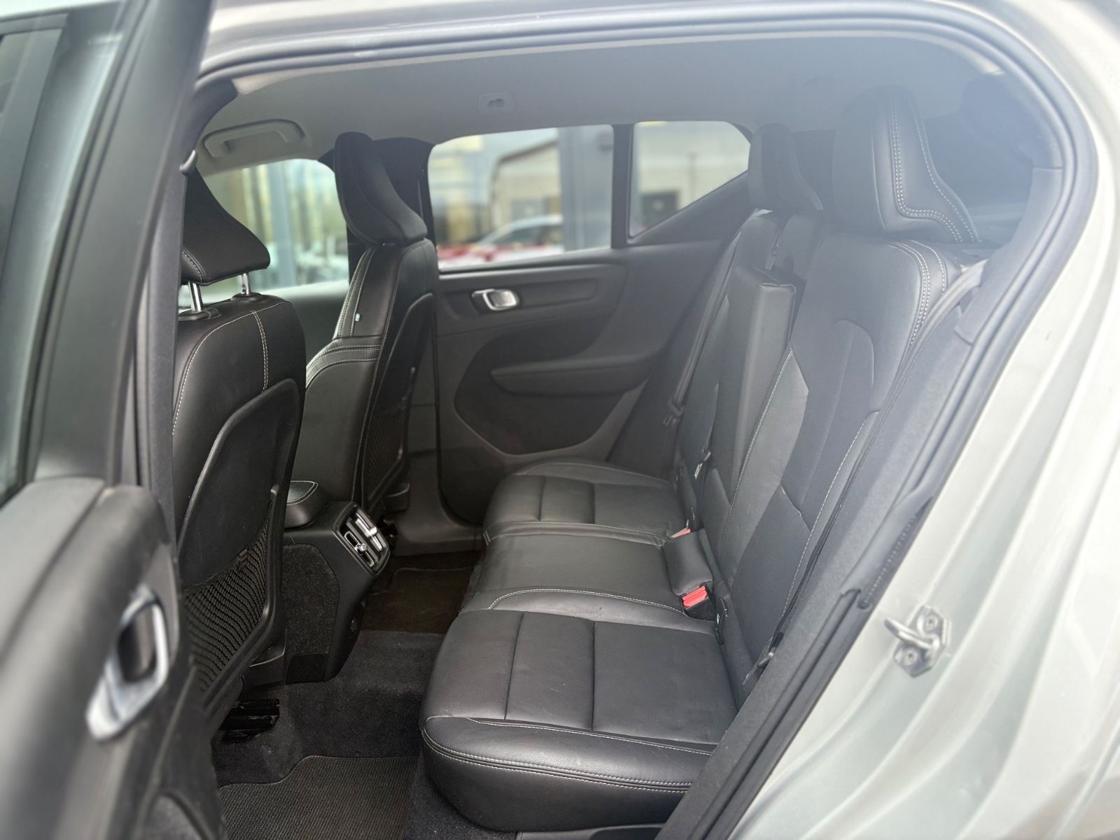 Fahrzeugabbildung Volvo XC40 INSCRIPTION AWD*AUT*LED*LEDER*KAMERA*2.HD*