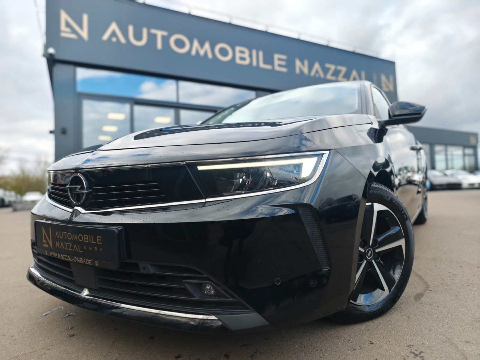 Fahrzeugabbildung Opel ASTRA L LIM BUSINNES EDITION*AUT*LED*KAMERA*2.HD