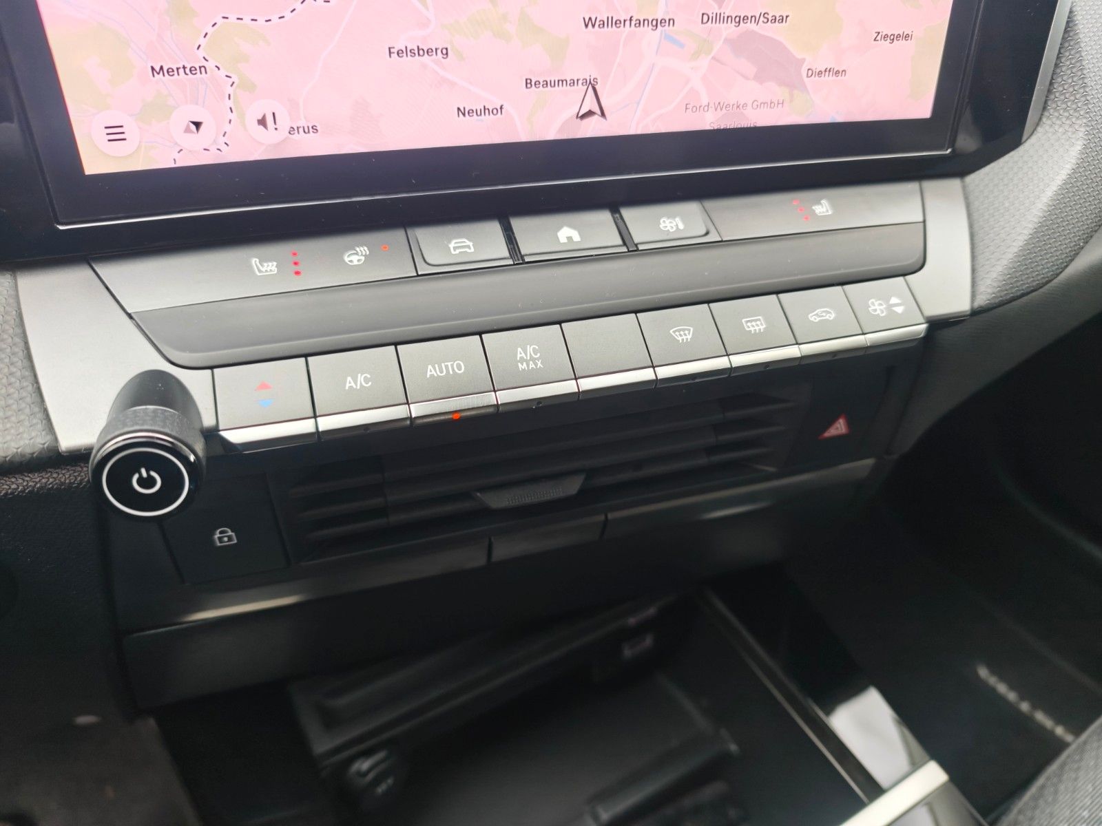 Fahrzeugabbildung Opel ASTRA L LIM BUSINNES EDITION*AUT*LED*KAMERA*2.HD