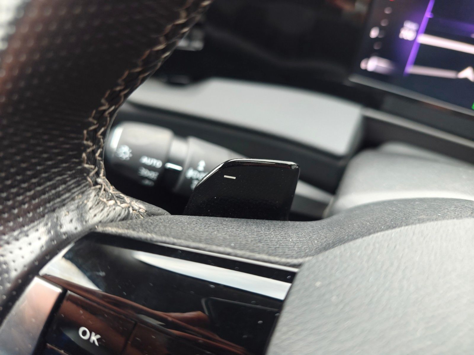 Fahrzeugabbildung Opel ASTRA L LIM BUSINNES EDITION*AUT*LED*KAMERA*2.HD