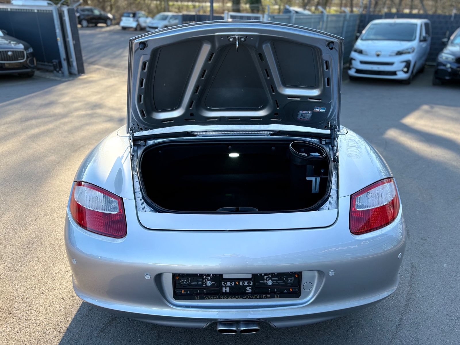 Fahrzeugabbildung Porsche BOXSTER*AUT*SPORT CHRONO*PASM*LEDER*SHZ*KAMERA*