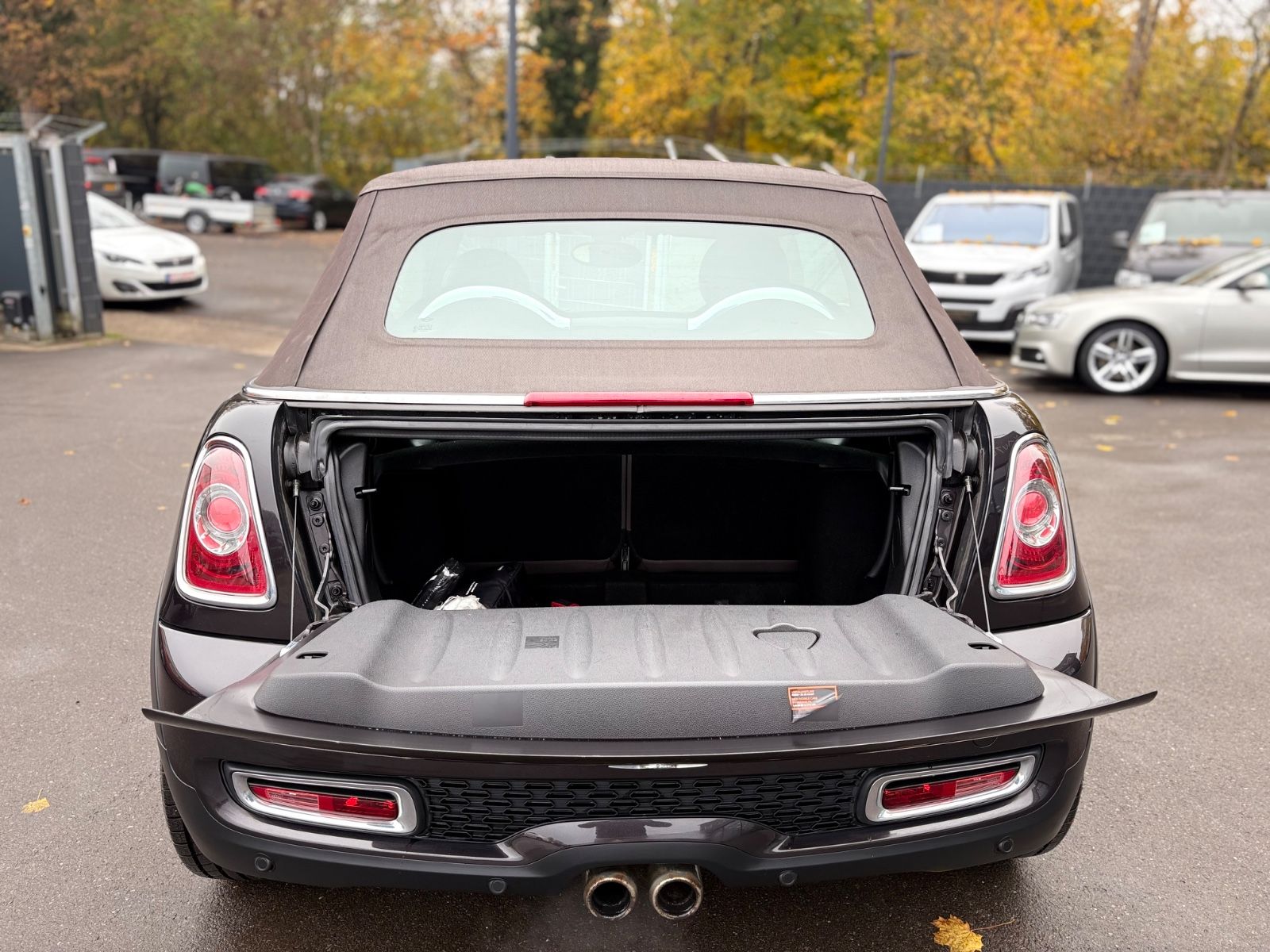 Fahrzeugabbildung MINI COOPER S CABRIO*HIGHGATE SONDERMODELL*ICED CHOCO