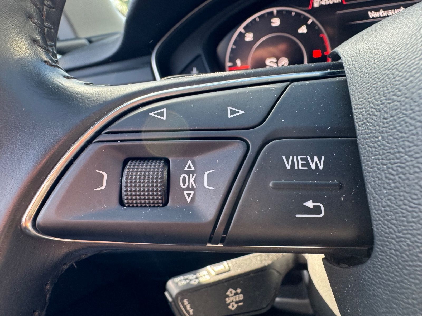 Fahrzeugabbildung Audi A4 LIM. DESIGN 2.0 TDI*NAVI*PDC*XENON*EURO6*