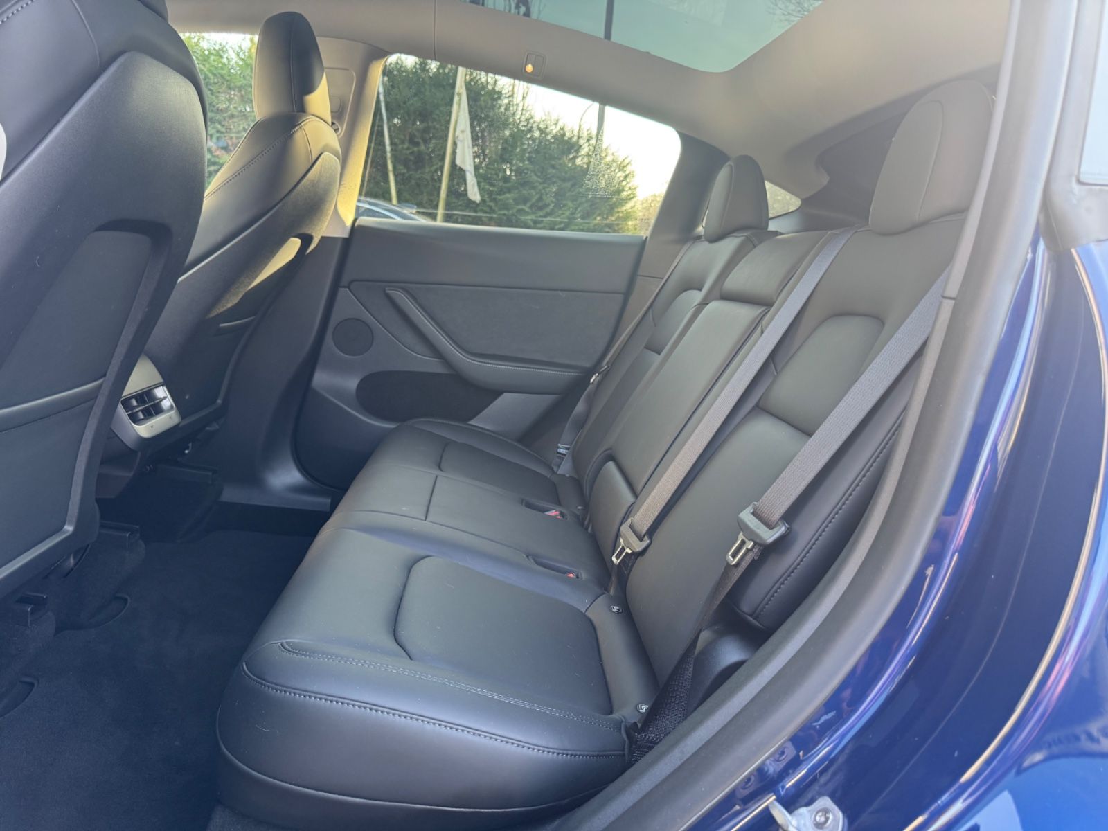 Fahrzeugabbildung Tesla MODEL Y*PANORAMA*LEDER*KAMERA*SHZ*1.HD*TOP