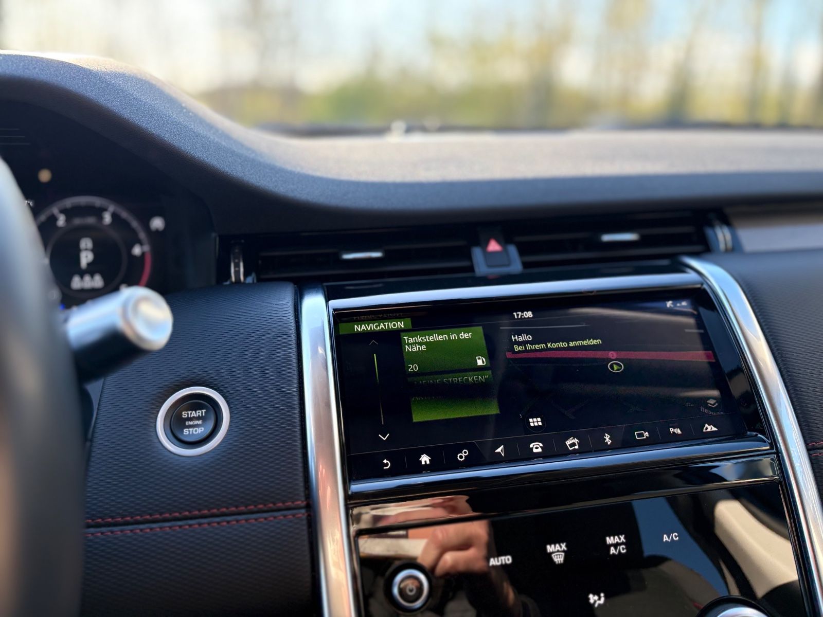 Fahrzeugabbildung Land Rover DISCOVERY SPORT S R-DYNAMIC AWD*KAMERA*2.HD*