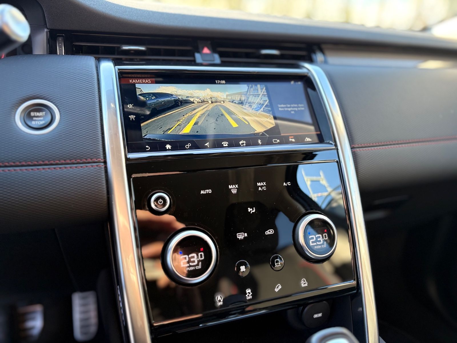 Fahrzeugabbildung Land Rover DISCOVERY SPORT S R-DYNAMIC AWD*KAMERA*2.HD*