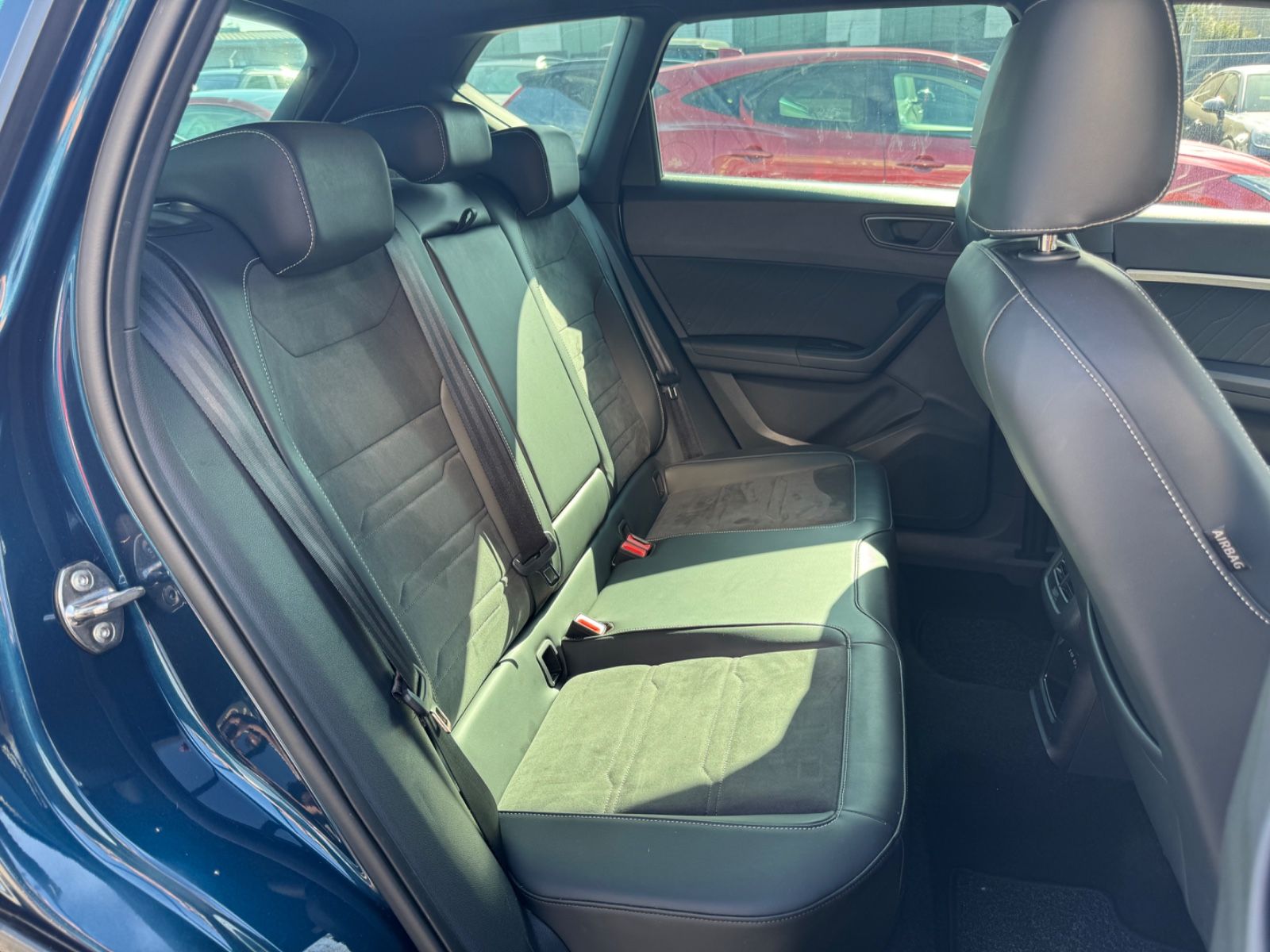 Fahrzeugabbildung SEAT ATECA XPERIENCE 4 DRIVE*AUT*EL.SD*VOLL-LED*360*