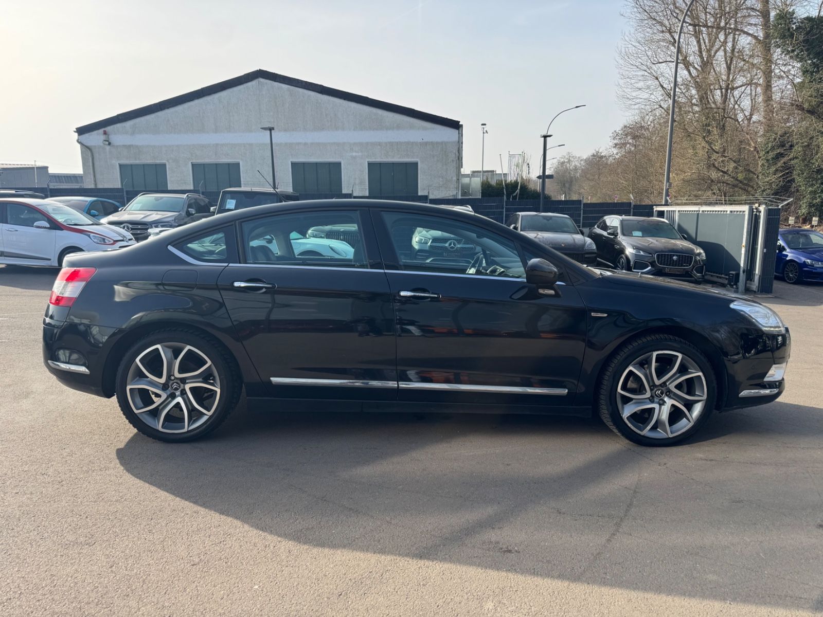 Fahrzeugabbildung Citroën C5 LIM*EXCLUSIVE*AUT*LEDER*LED*2.HD*EURO6*TOP