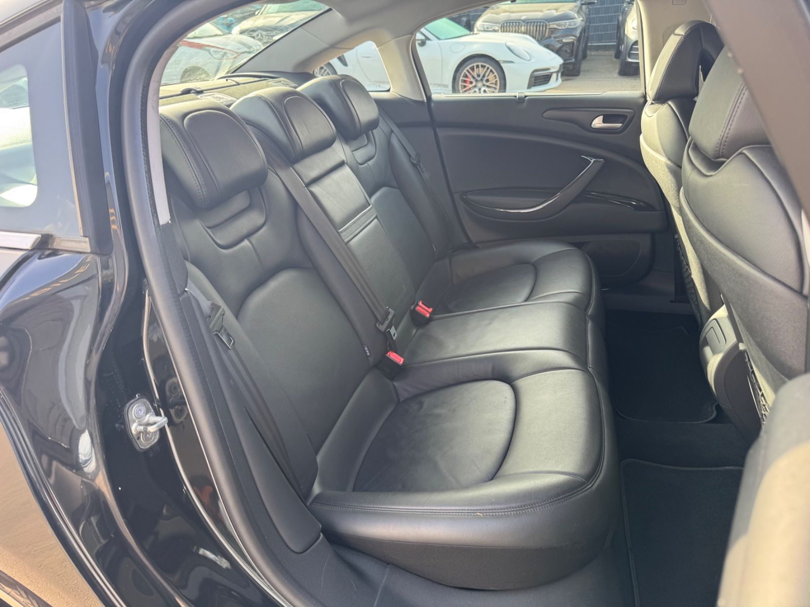 Fahrzeugabbildung Citroën C5 LIM*EXCLUSIVE*AUT*LEDER*LED*2.HD*EURO6*TOP