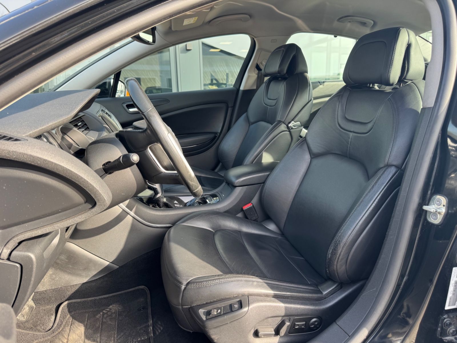 Fahrzeugabbildung Citroën C5 LIM*EXCLUSIVE*AUT*LEDER*LED*2.HD*EURO6*TOP