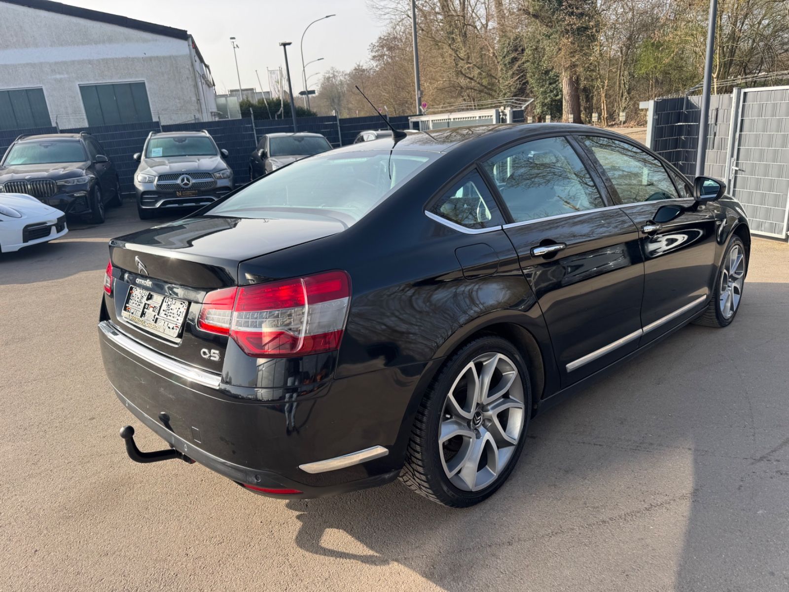 Fahrzeugabbildung Citroën C5 LIM*EXCLUSIVE*AUT*LEDER*LED*2.HD*EURO6*TOP