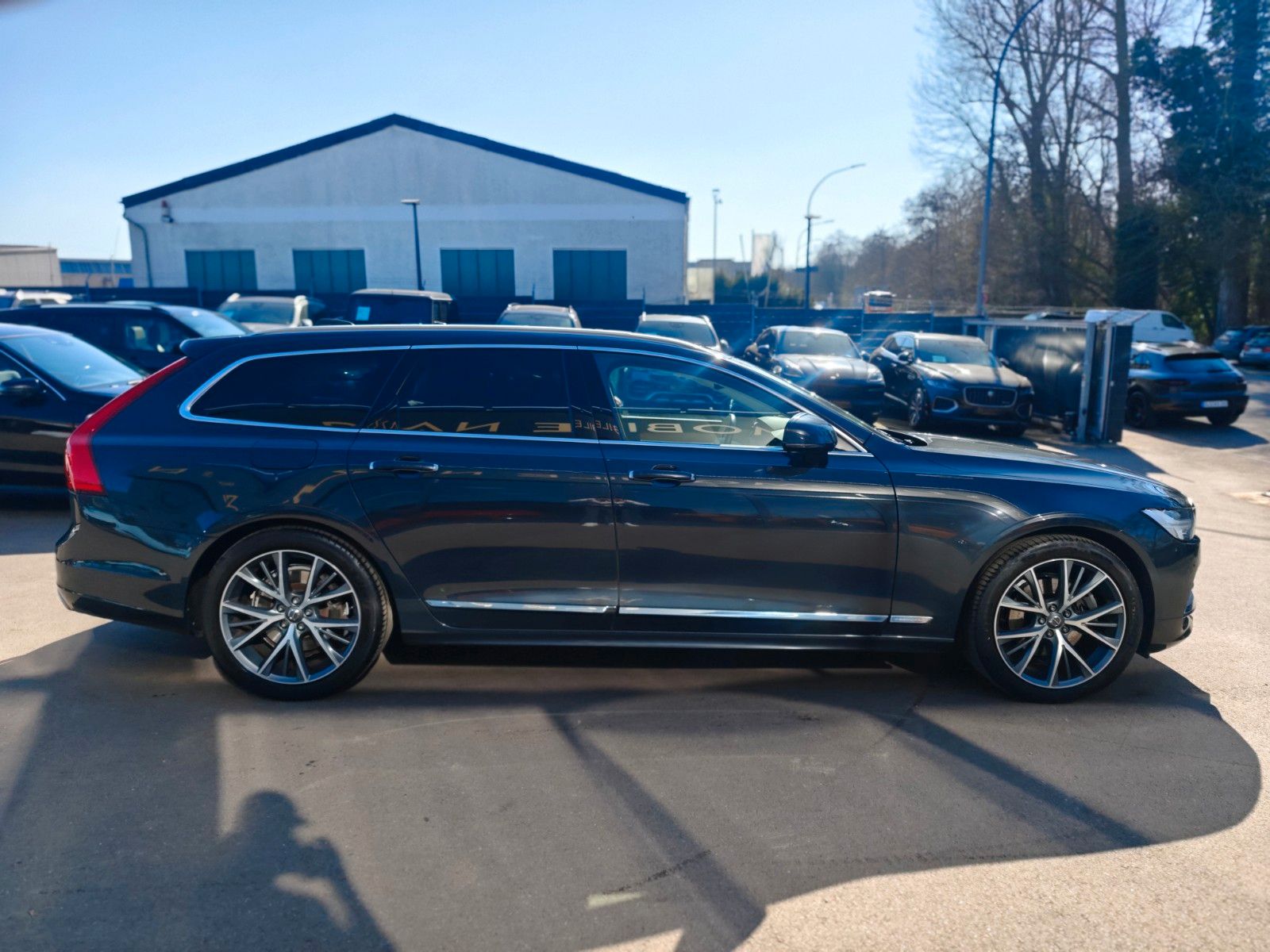 Fahrzeugabbildung Volvo V90 KOMBI INSCRIPTION AWD*360°*MASSAGE*