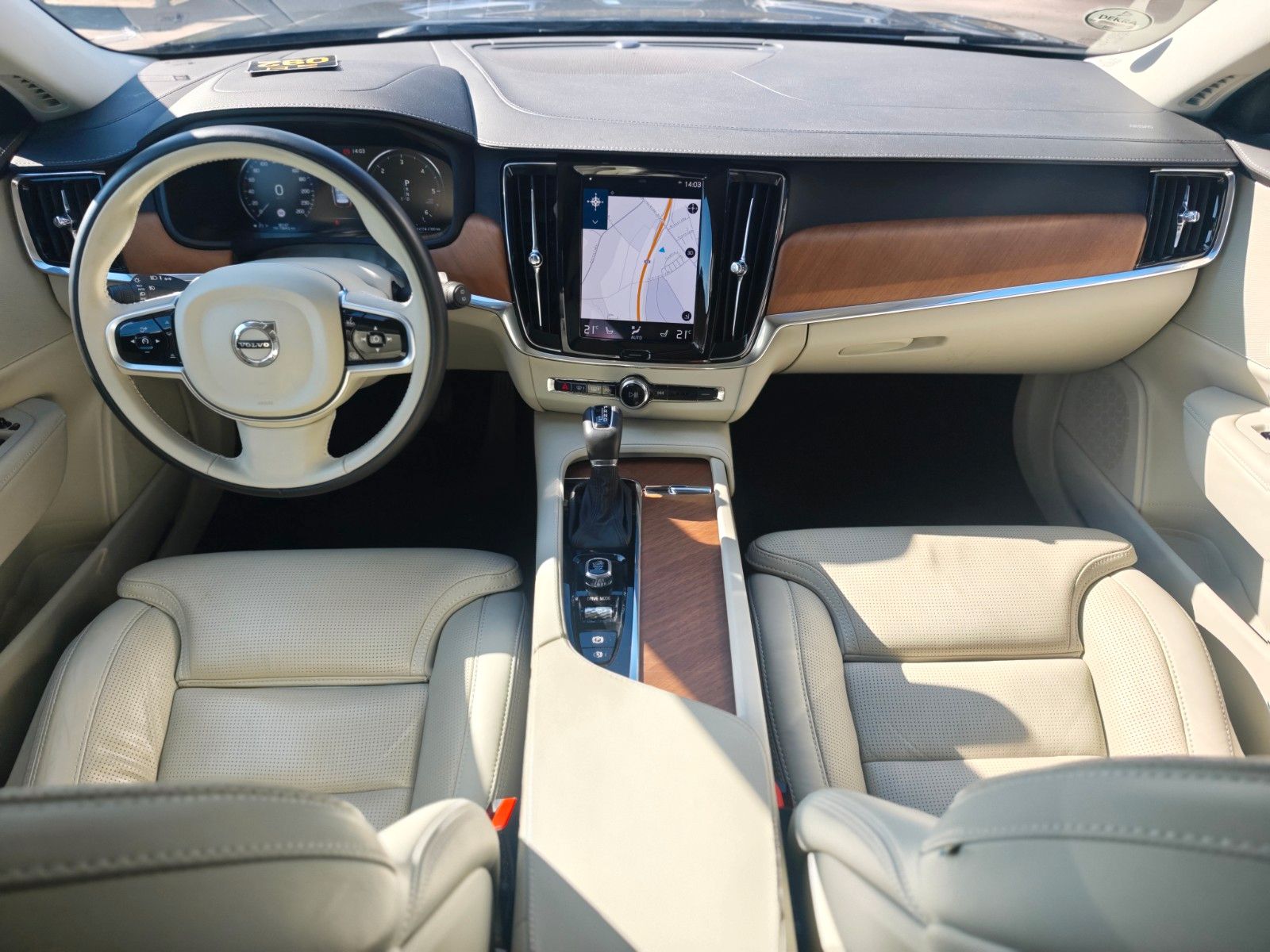 Fahrzeugabbildung Volvo V90 KOMBI INSCRIPTION AWD*360°*MASSAGE*