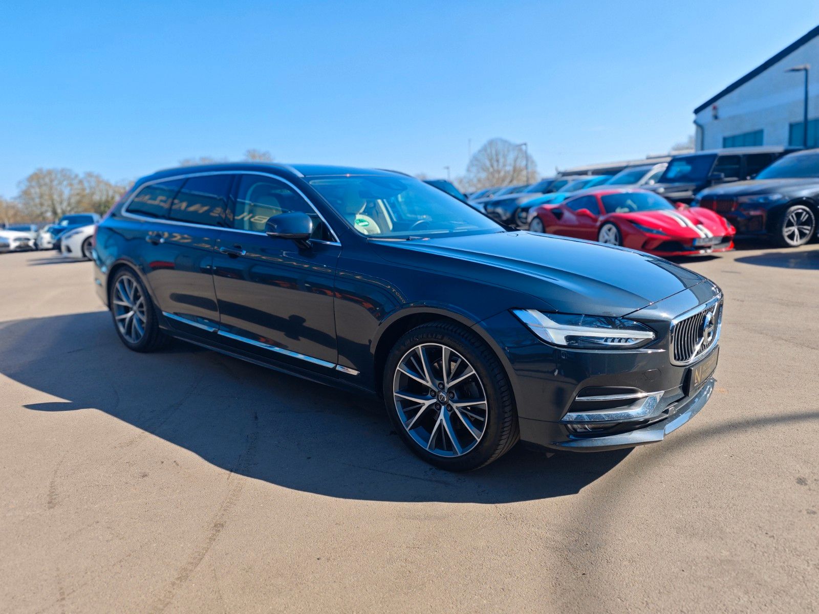 Fahrzeugabbildung Volvo V90 KOMBI INSCRIPTION AWD*360°*MASSAGE*