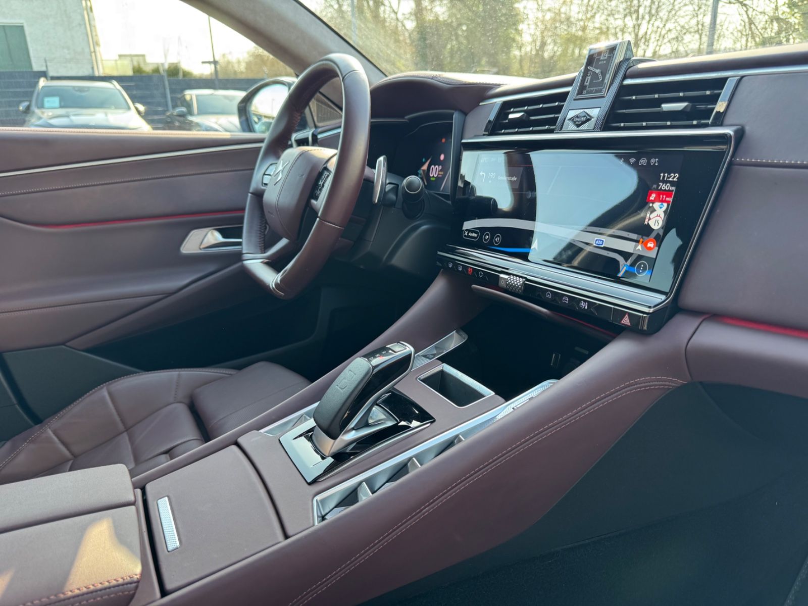 Fahrzeugabbildung DS Automobiles DS9 E-TENSE 250 kW RIVOLI +*LED*NAVI*PANORAMA*1