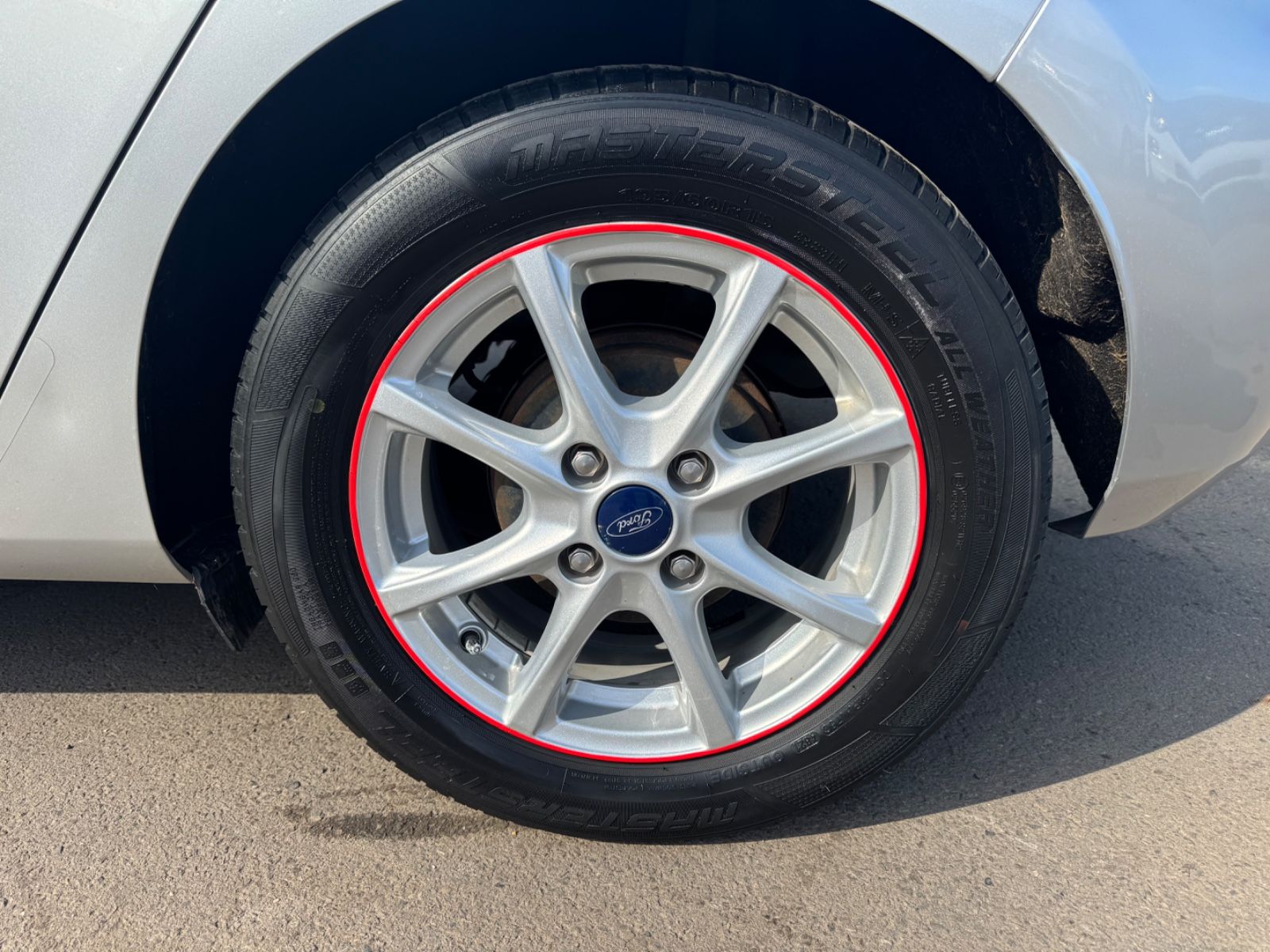 Fahrzeugabbildung Ford FIESTA TREND *NAVI*SHZ*ALU*5-TUERIG*