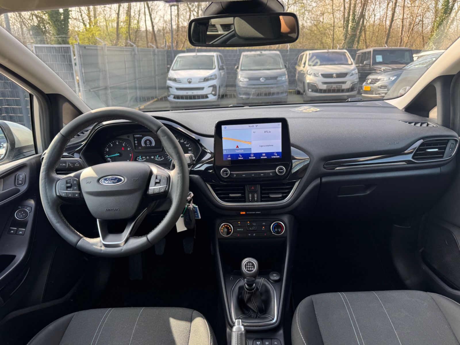 Fahrzeugabbildung Ford FIESTA TREND *NAVI*SHZ*ALU*5-TUERIG*