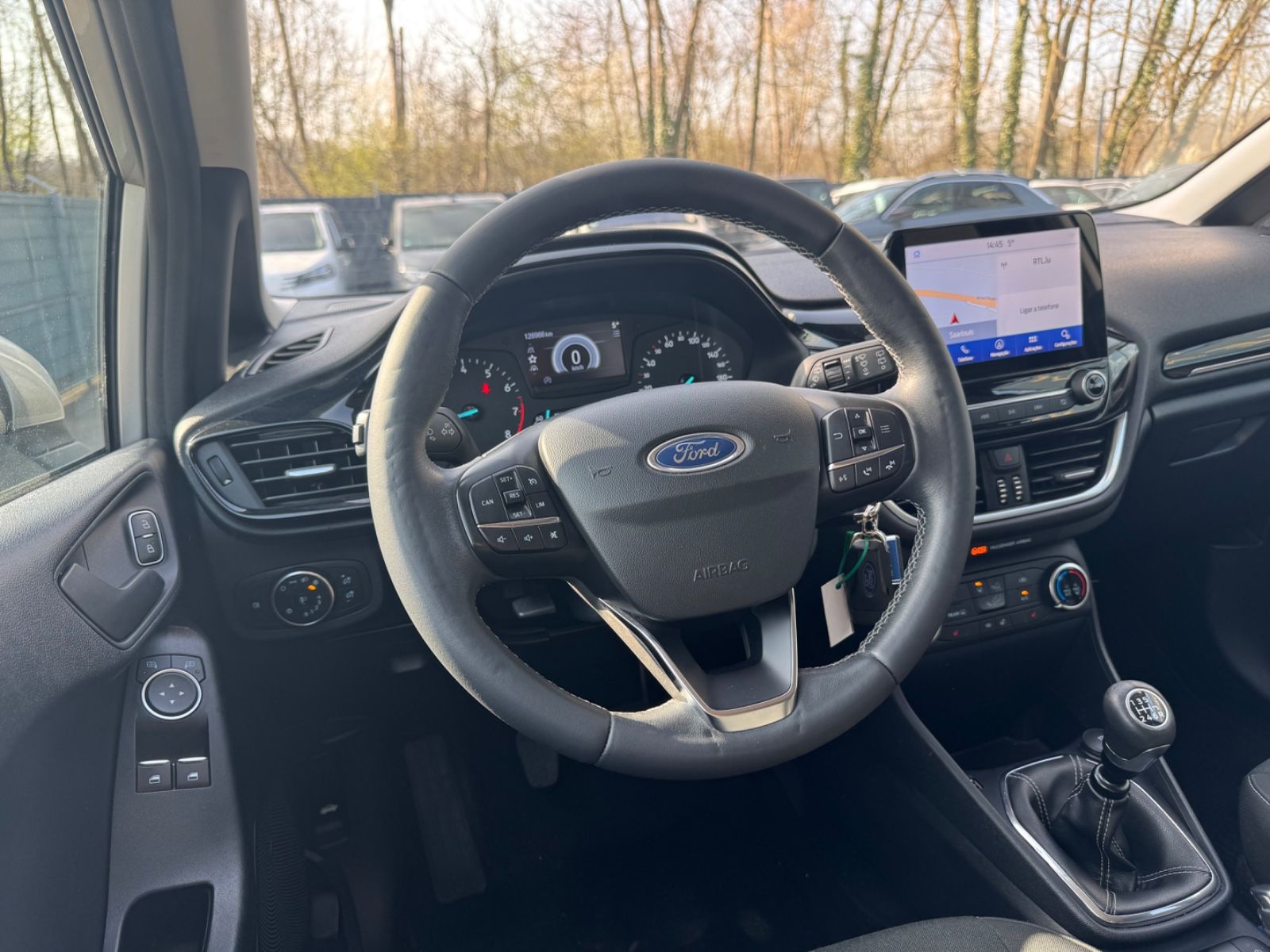 Fahrzeugabbildung Ford FIESTA TREND *NAVI*SHZ*ALU*5-TUERIG*