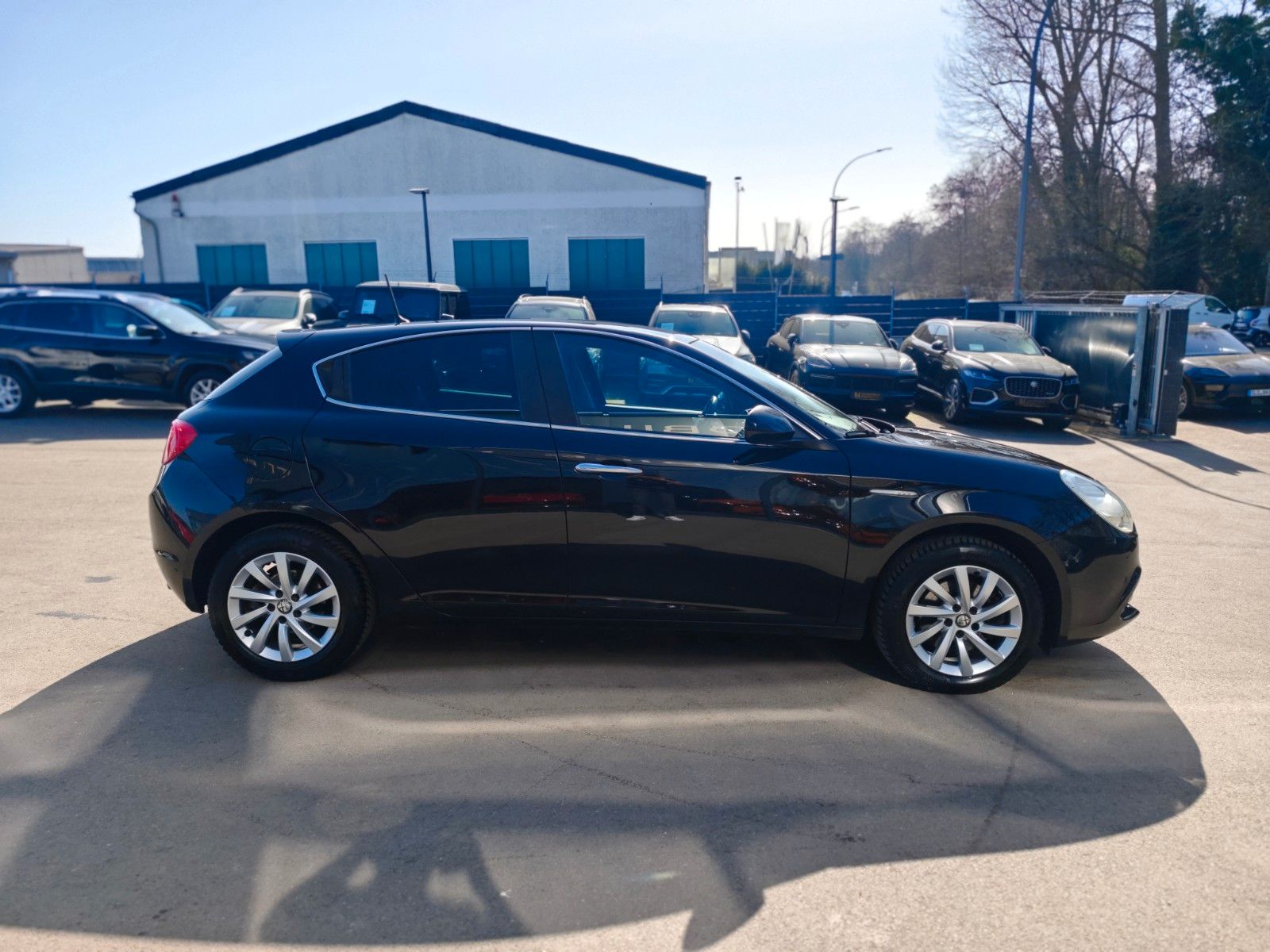 Fahrzeugabbildung Alfa Romeo Giulietta Turismo *8-FACH*SHZ*AUT*LED*