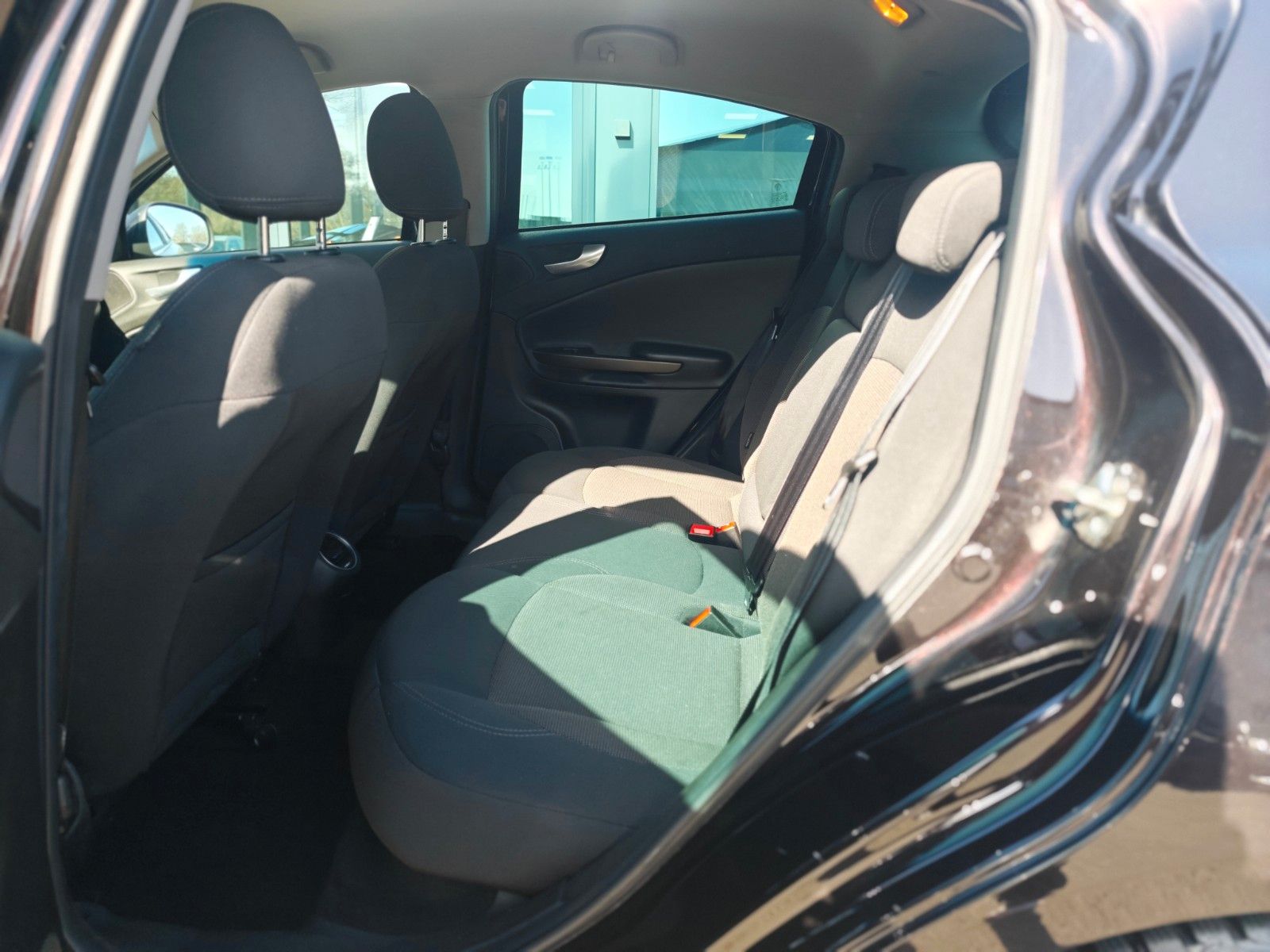 Fahrzeugabbildung Alfa Romeo Giulietta Turismo *8-FACH*SHZ*AUT*LED*