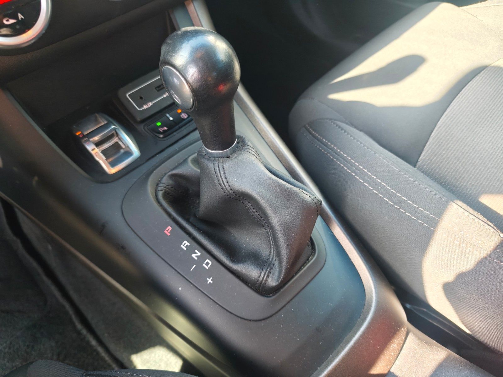 Fahrzeugabbildung Alfa Romeo Giulietta Turismo *8-FACH*SHZ*AUT*LED*