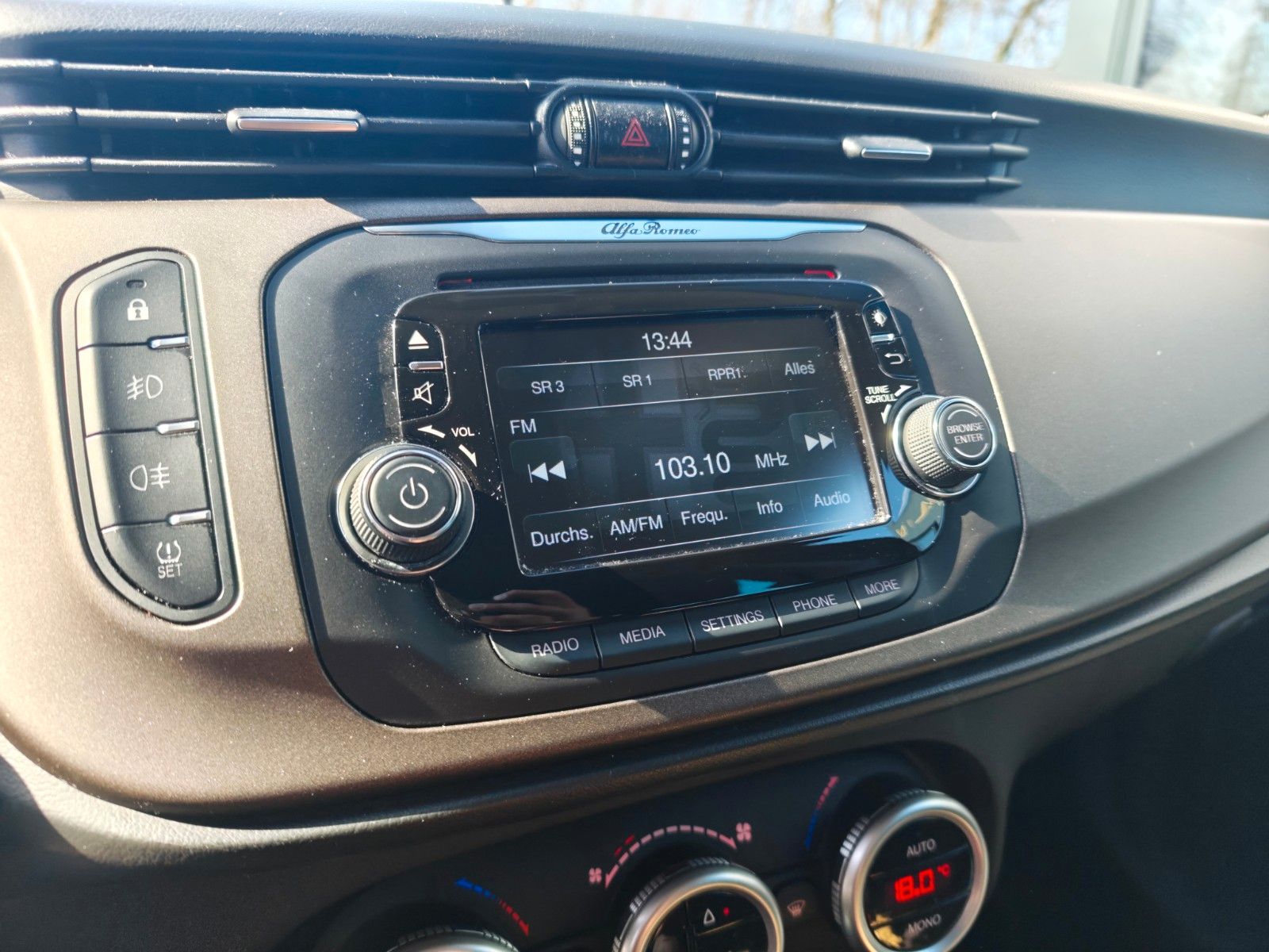 Fahrzeugabbildung Alfa Romeo Giulietta Turismo *8-FACH*SHZ*AUT*LED*