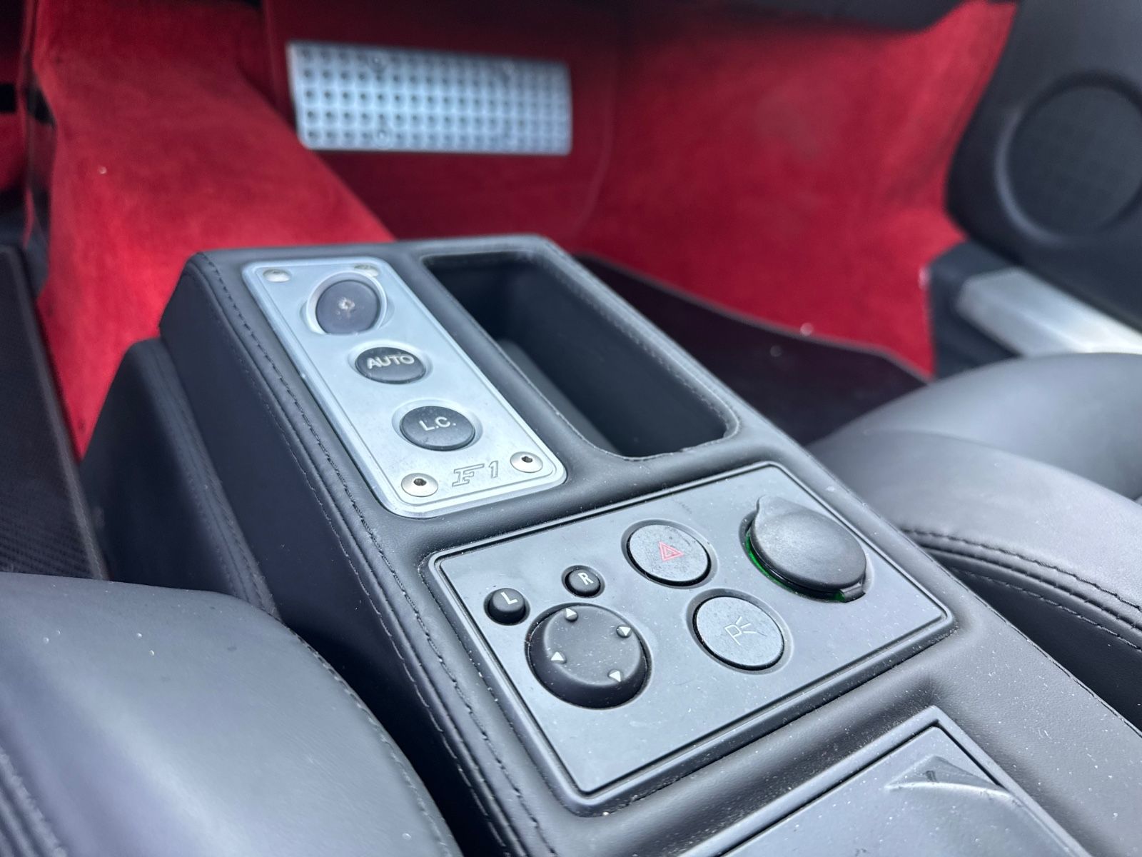 Fahrzeugabbildung Ferrari F430 F1 *1.HAND*CARBON*U-FREI*WENIG KM*TRAUM*