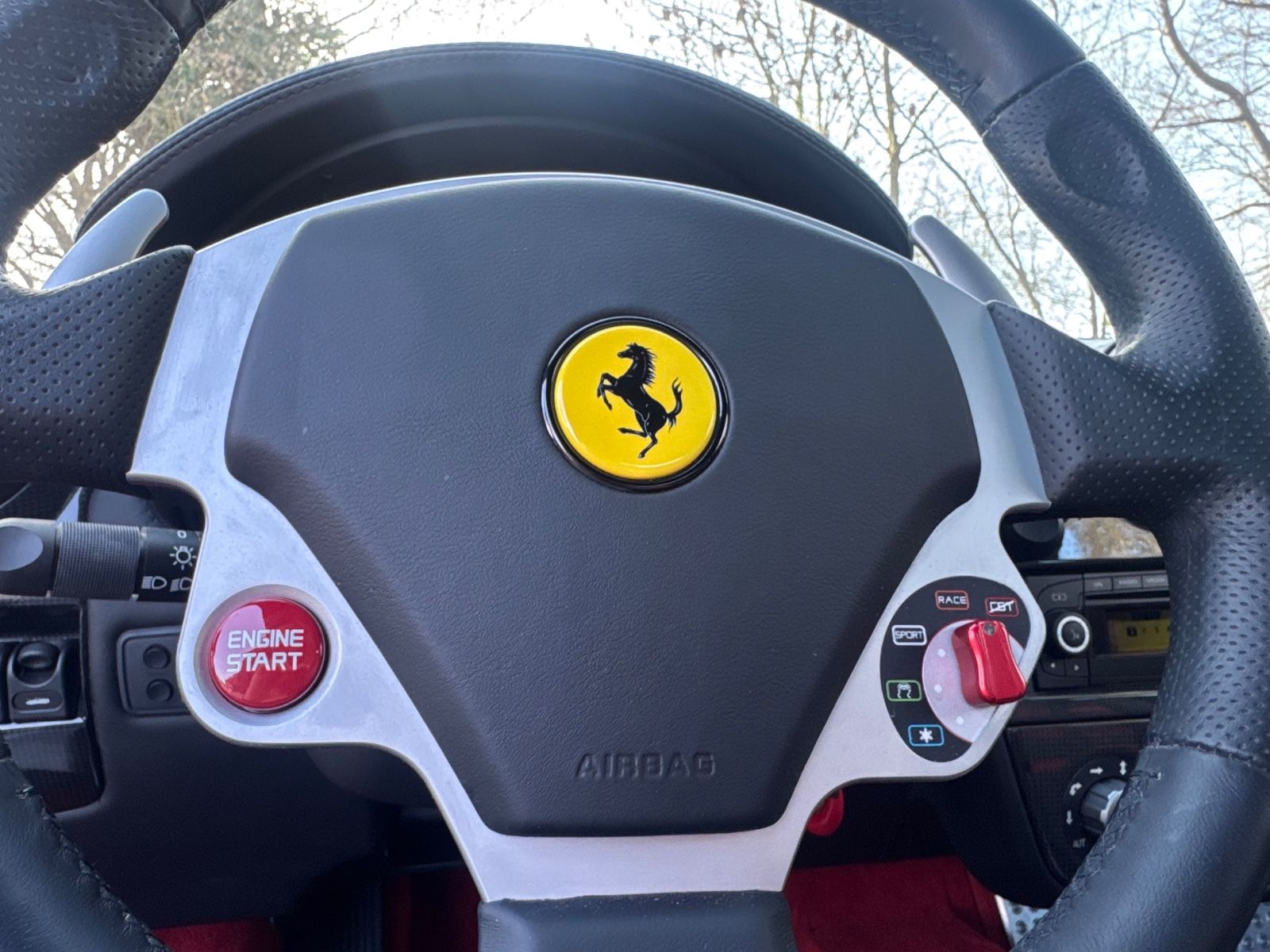 Fahrzeugabbildung Ferrari F430 F1 *1.HAND*CARBON*U-FREI*WENIG KM*TRAUM*