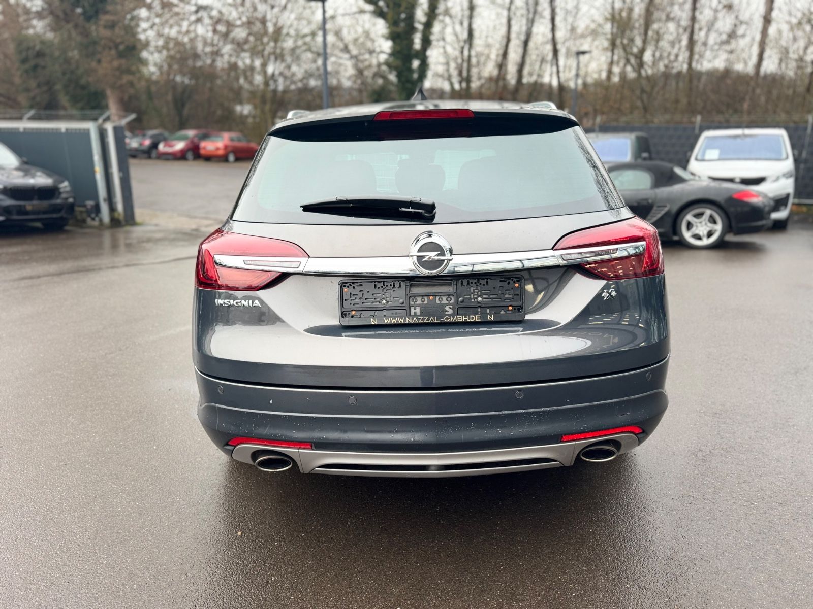 Fahrzeugabbildung Opel INSIGNIA A COUNTRY T 4x4*LEDER*NAVI*R-KAMERA*