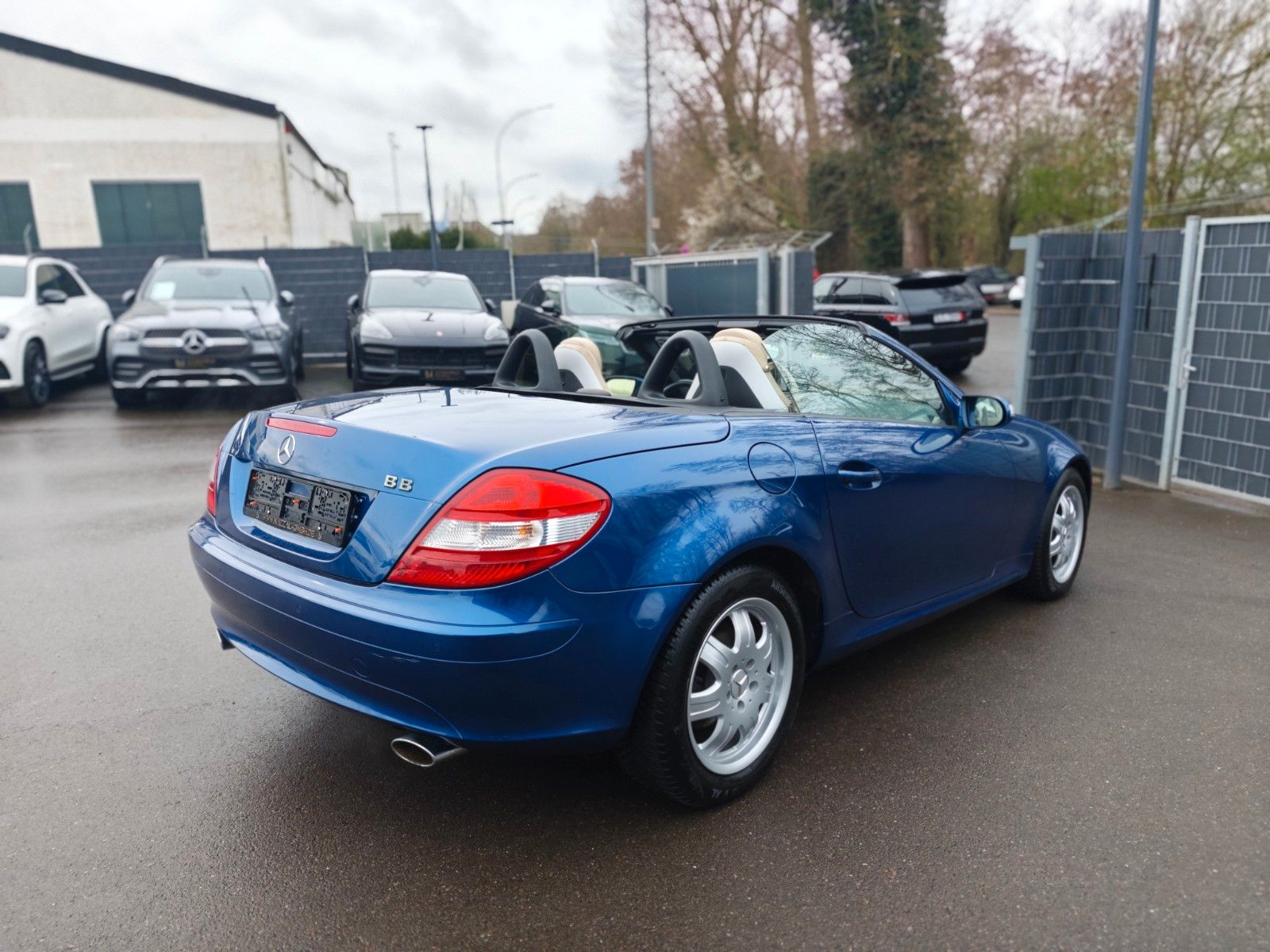 Fahrzeugabbildung Mercedes-Benz SLK 280 ROADSTER *NAVI*LEDER*H/K*AIRSCARF*