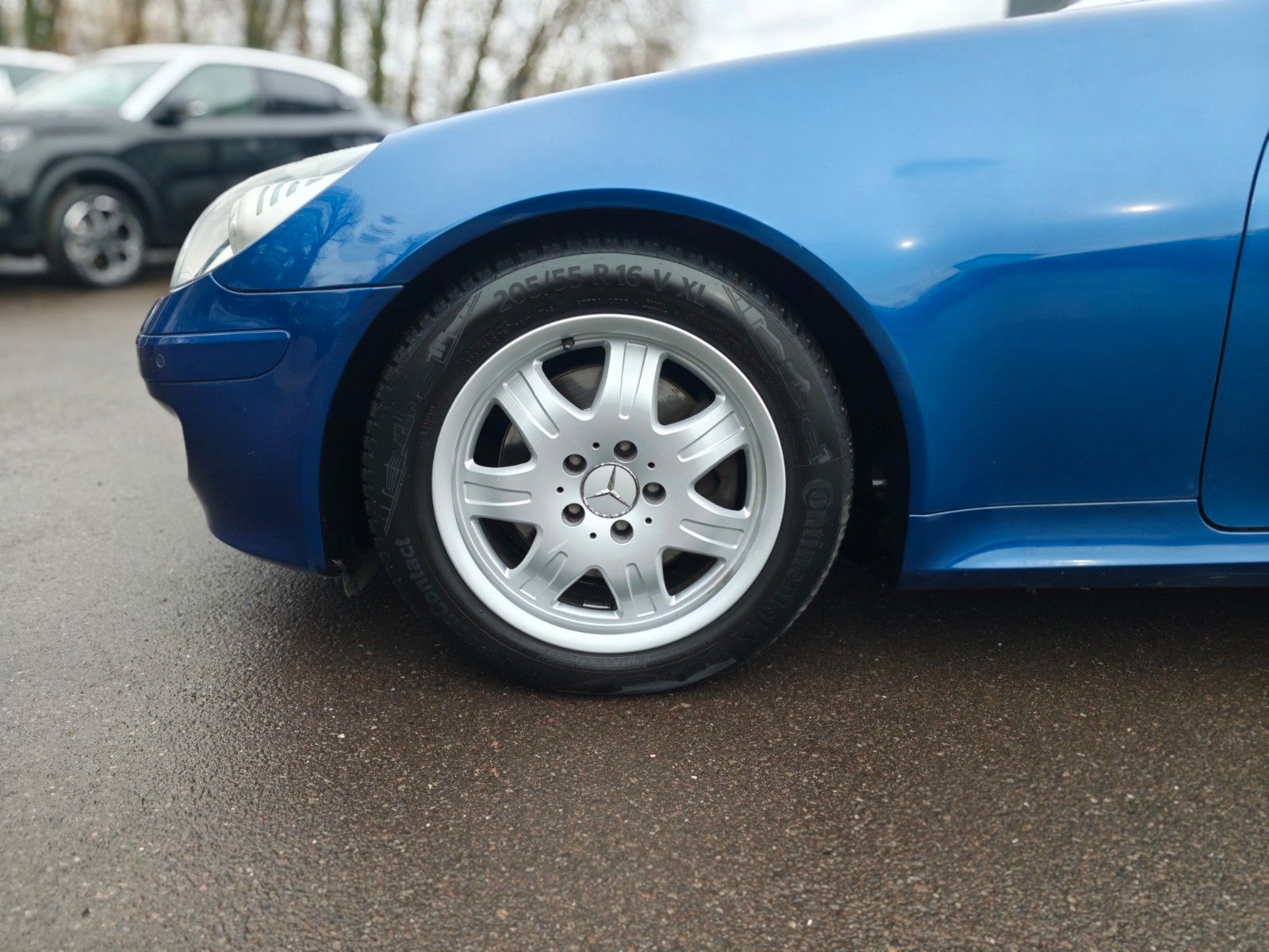 Fahrzeugabbildung Mercedes-Benz SLK 280 ROADSTER *NAVI*LEDER*H/K*AIRSCARF*