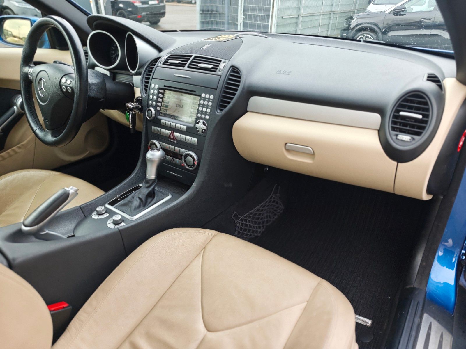 Fahrzeugabbildung Mercedes-Benz SLK 280 ROADSTER *NAVI*LEDER*H/K*AIRSCARF*