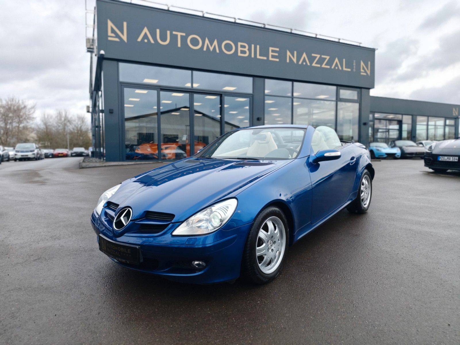 Fahrzeugabbildung Mercedes-Benz SLK 280 ROADSTER *NAVI*LEDER*H/K*AIRSCARF*