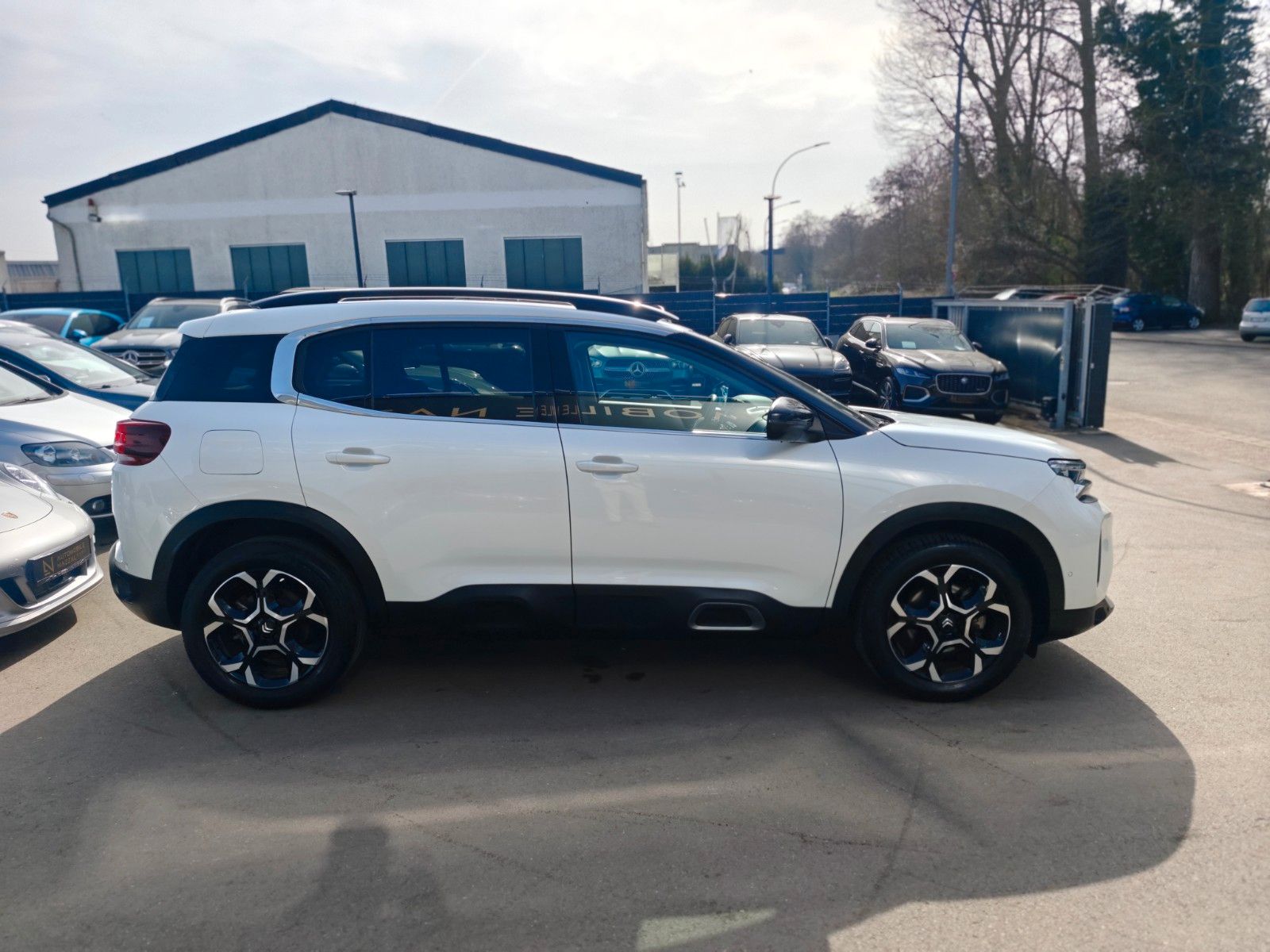 Fahrzeugabbildung Citroën C5 AIRCROSS SHINE *AUT*NAVI*KAMERA*LED*