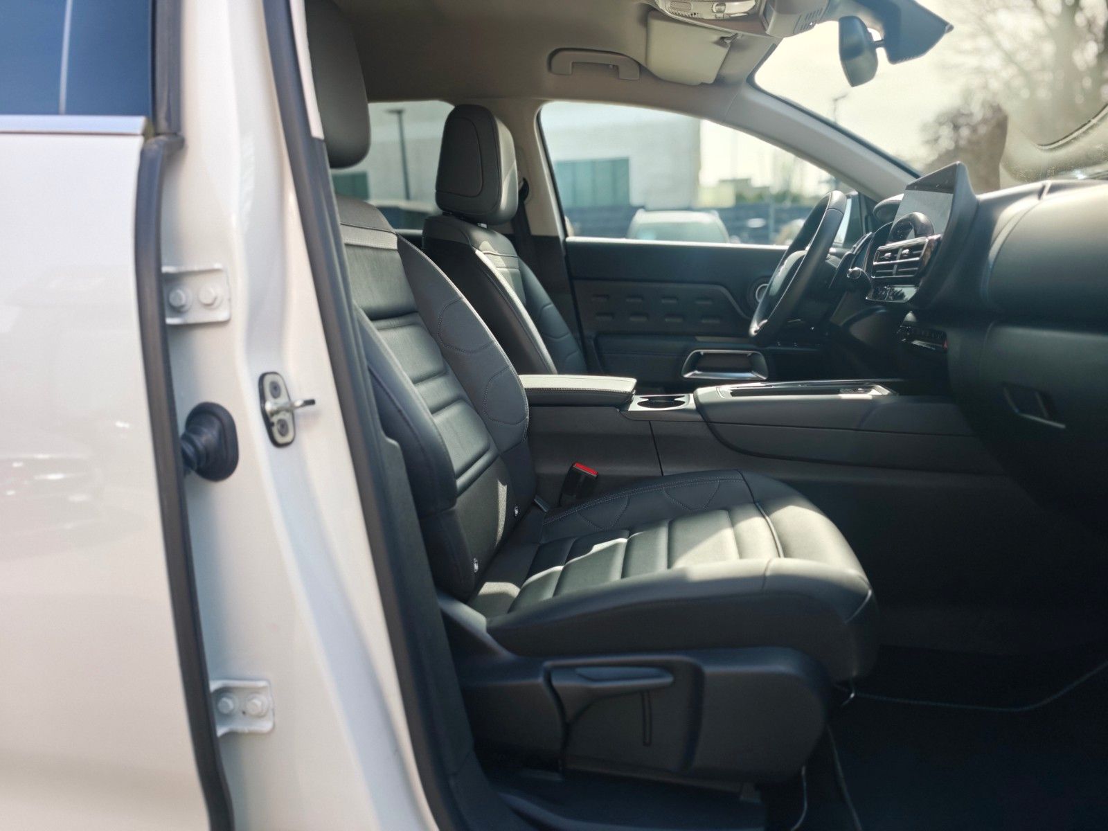 Fahrzeugabbildung Citroën C5 AIRCROSS SHINE *AUT*NAVI*KAMERA*LED*