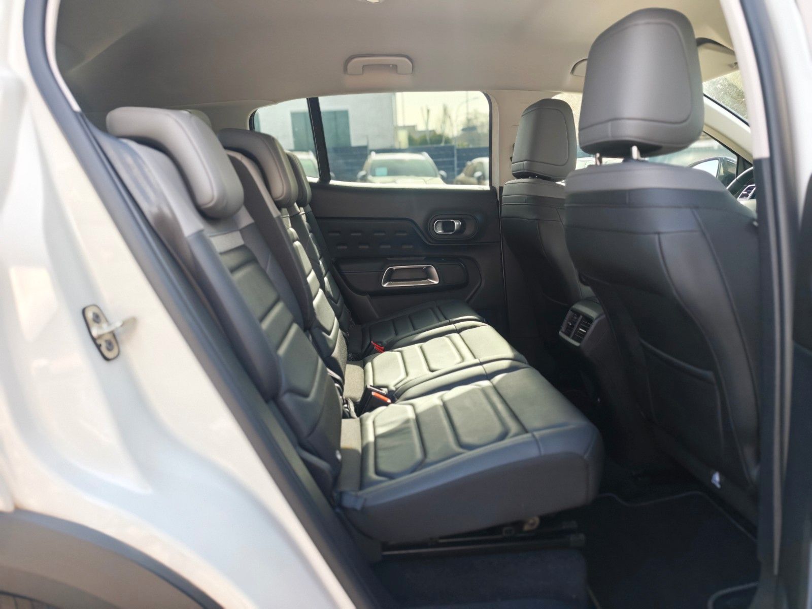 Fahrzeugabbildung Citroën C5 AIRCROSS SHINE *AUT*NAVI*KAMERA*LED*