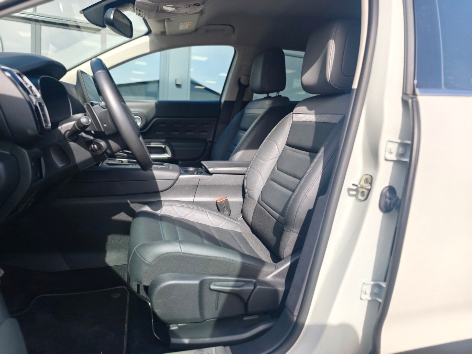 Fahrzeugabbildung Citroën C5 AIRCROSS SHINE *AUT*NAVI*KAMERA*LED*