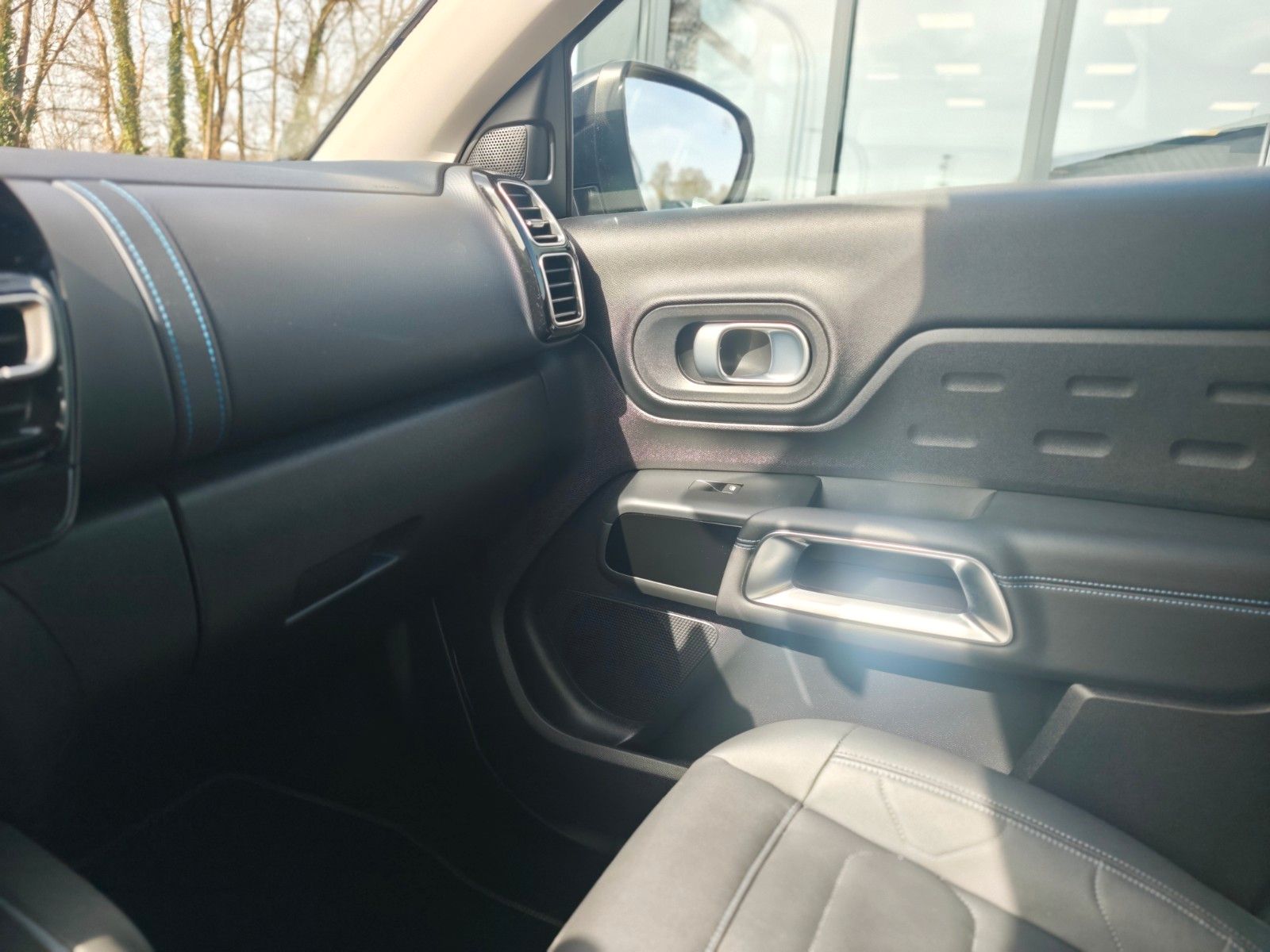 Fahrzeugabbildung Citroën C5 AIRCROSS SHINE *AUT*NAVI*KAMERA*LED*