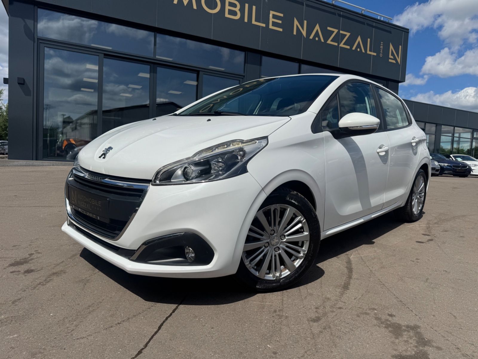 Fahrzeugabbildung Peugeot 208 1.6 STYLE BLUEHDI*5.TÜRIG*KLIMA*2.HD*EURO.6*