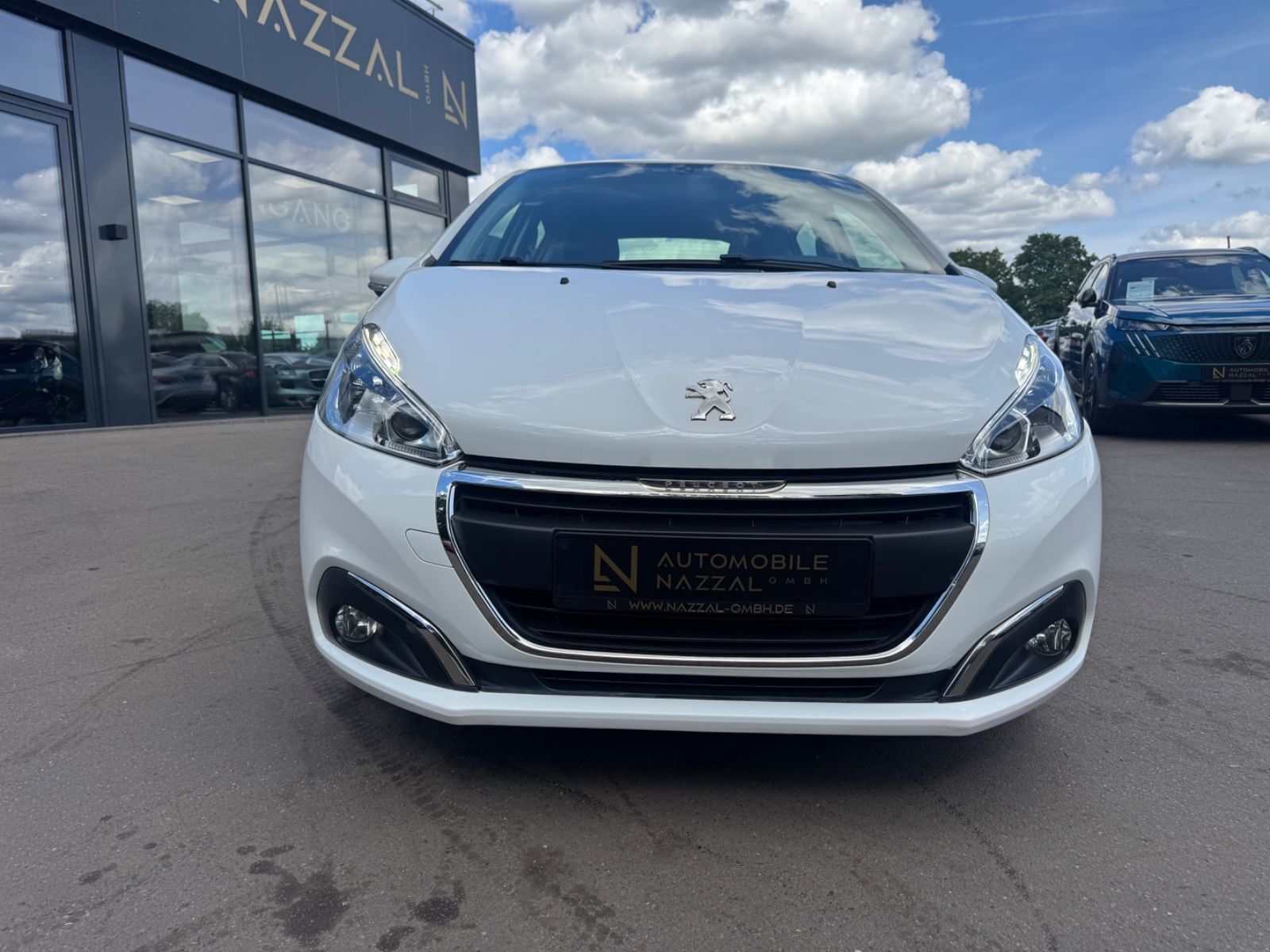 Fahrzeugabbildung Peugeot 208 1.6 STYLE BLUEHDI*5.TÜRIG*KLIMA*2.HD*EURO.6*
