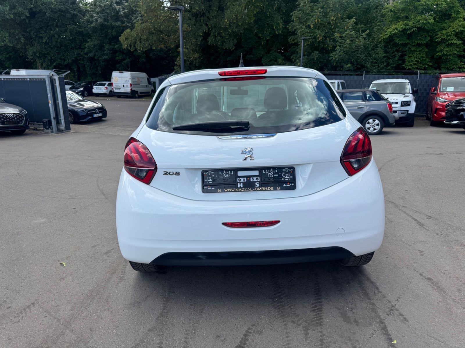 Fahrzeugabbildung Peugeot 208 1.6 STYLE BLUEHDI*5.TÜRIG*KLIMA*2.HD*EURO.6*