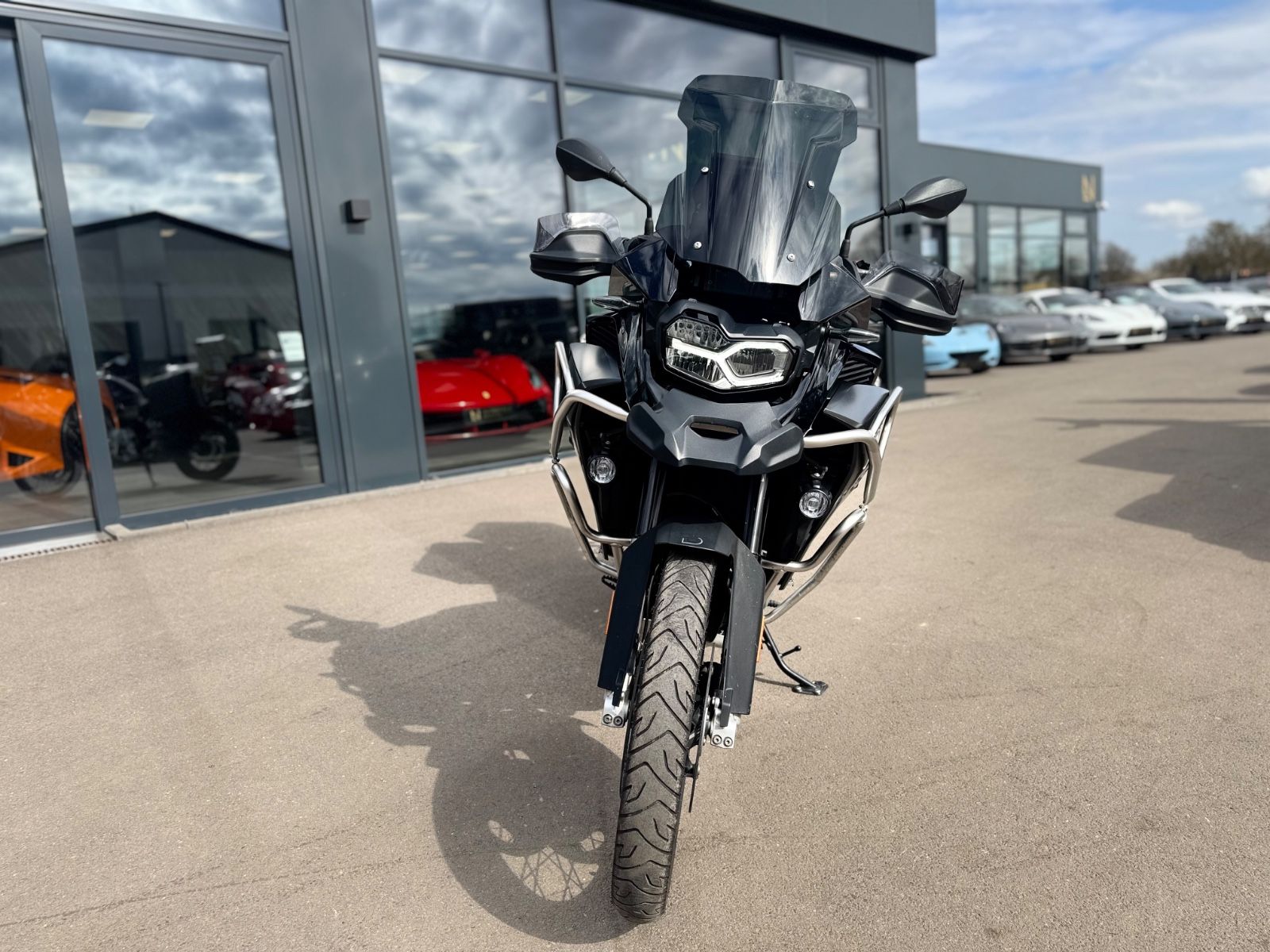 Fahrzeugabbildung BMW F 850 GS Adventure Triple Black *NAVI*LED*TOP*