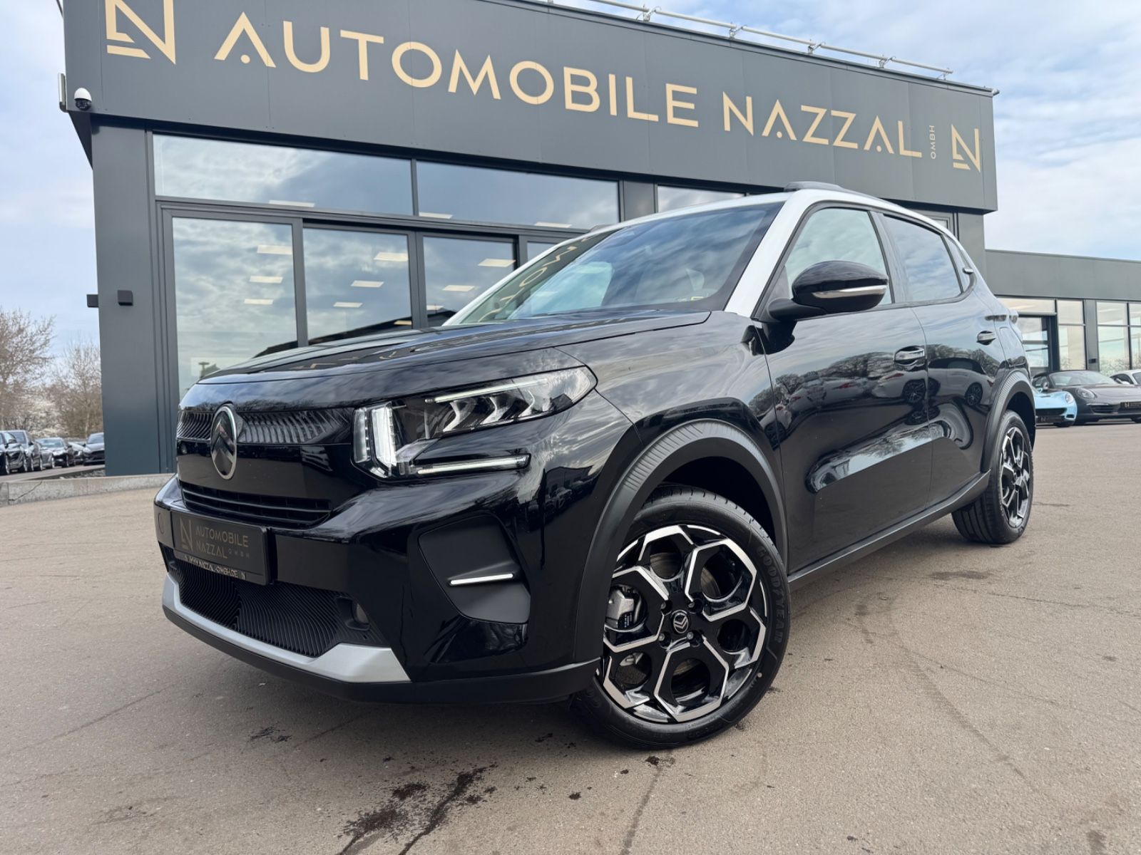 Fahrzeugabbildung Citroën C3 ë 113 MAX*LED*NAVI*HEAD-UP*R-KAMERA*GARANTIE*